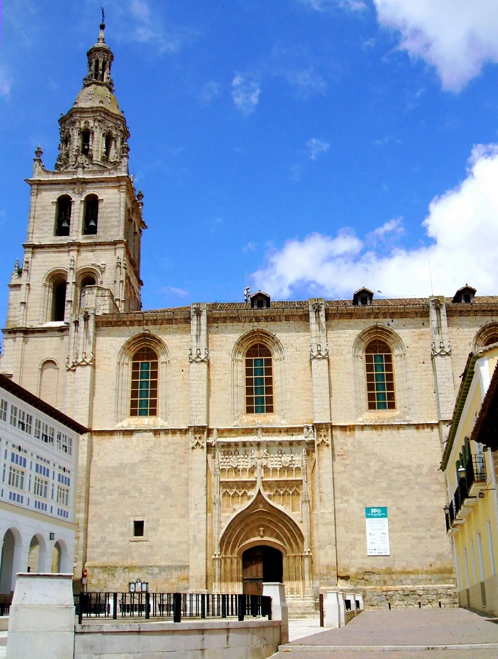 Photo showing: Church of Santa María de Mediavilla; Medina de Rioseco (Valladolid)