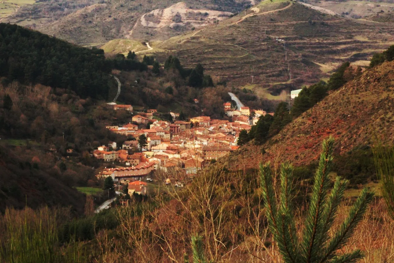 Photo showing: Pradoluengo, pueblo situado en la provincia de Burgos (España).