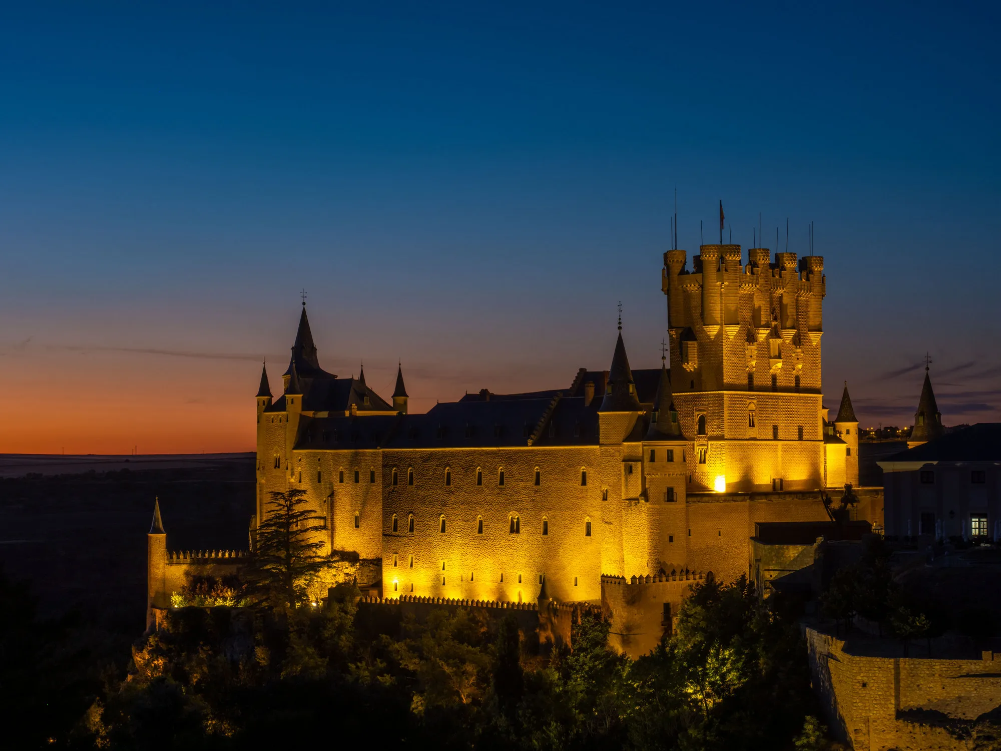 Photo showing: Fotografía nocturna del Alcázar de Segovia