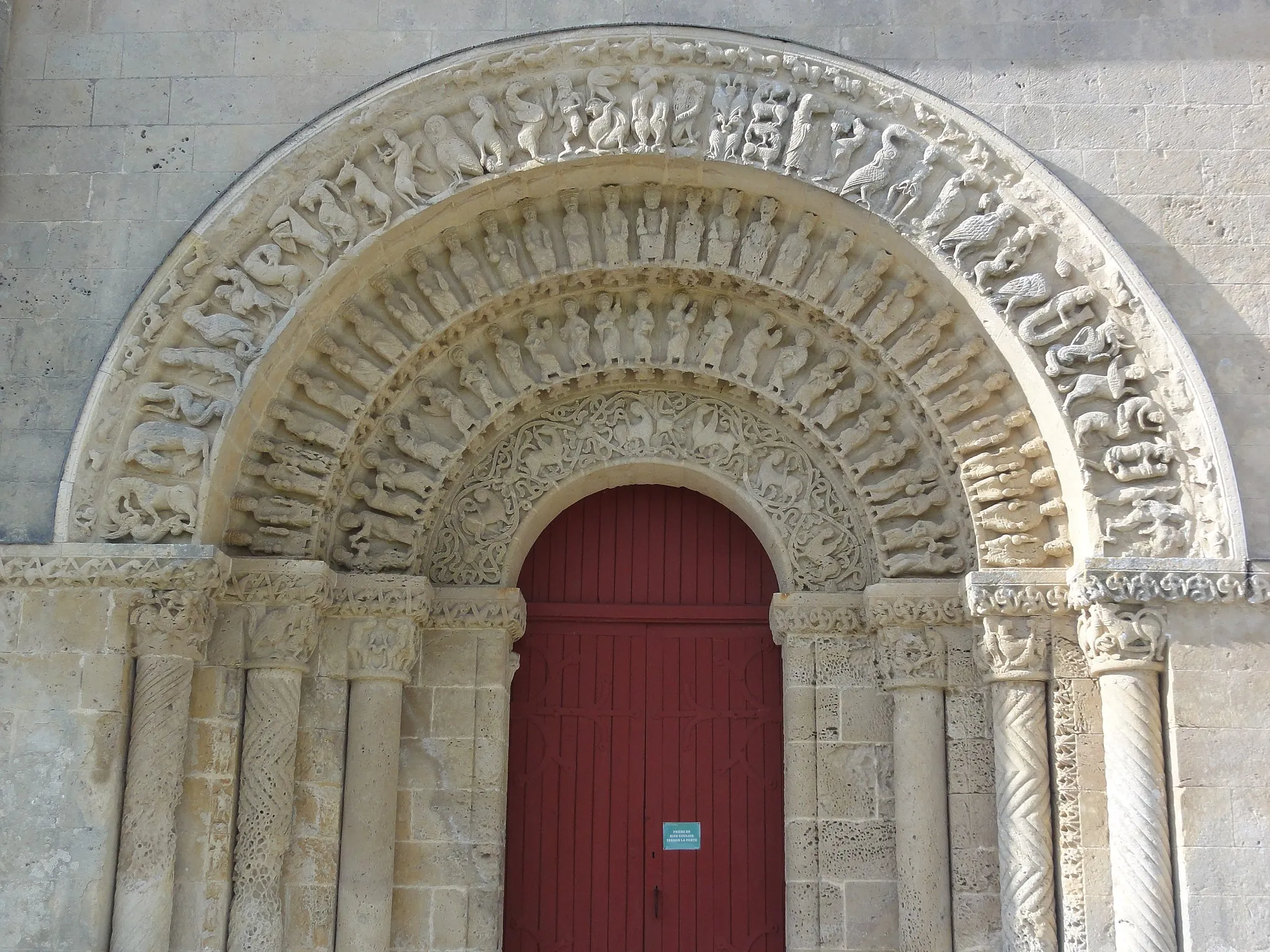 Photo showing: This building is classé au titre des monuments historiques de la France. It is indexed in the base Mérimée, a database of architectural heritage maintained by the French Ministry of Culture, under the reference PA00104605 .