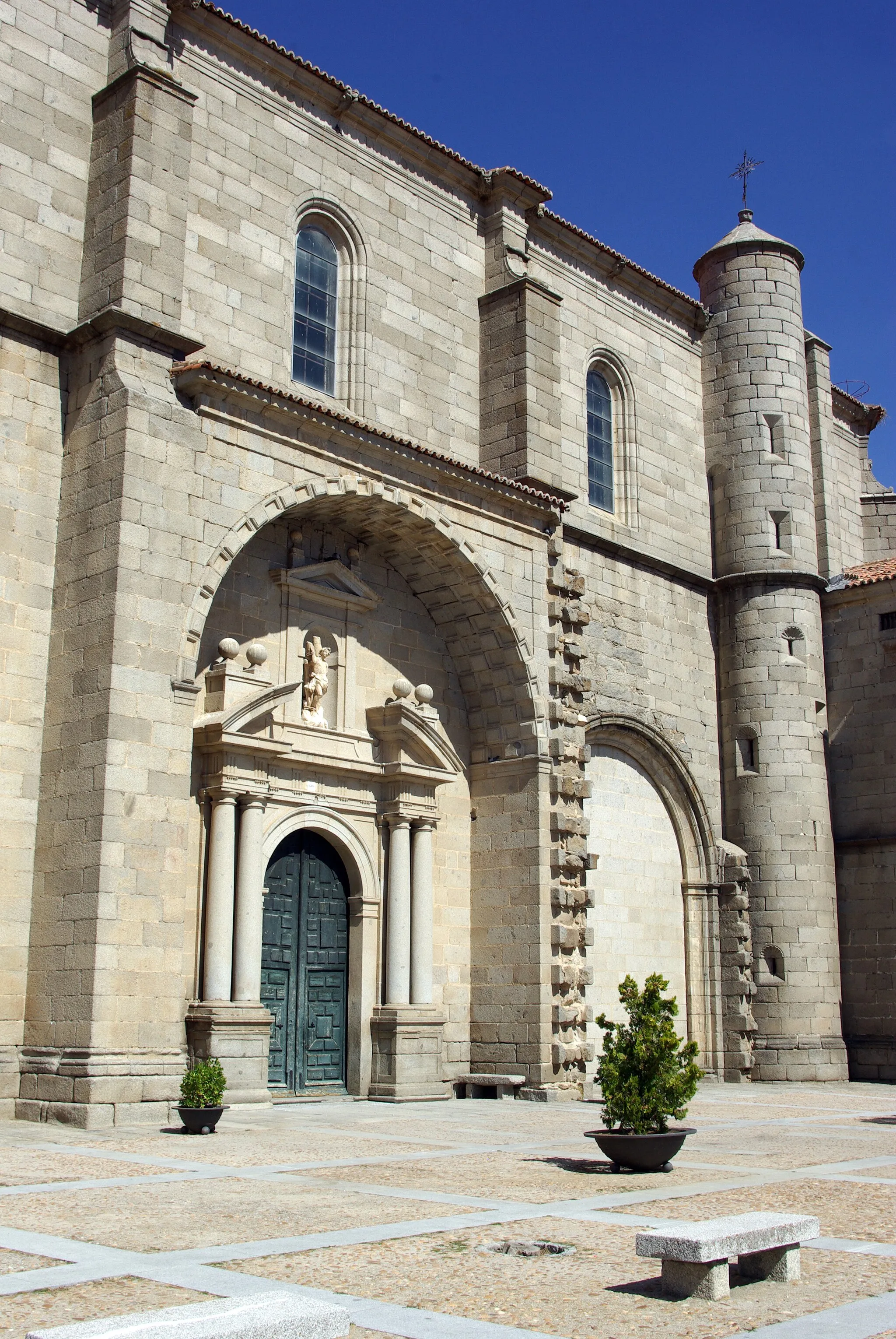 Photo showing: Church of San Sebastián in Villacastín (Segovia, Spain).