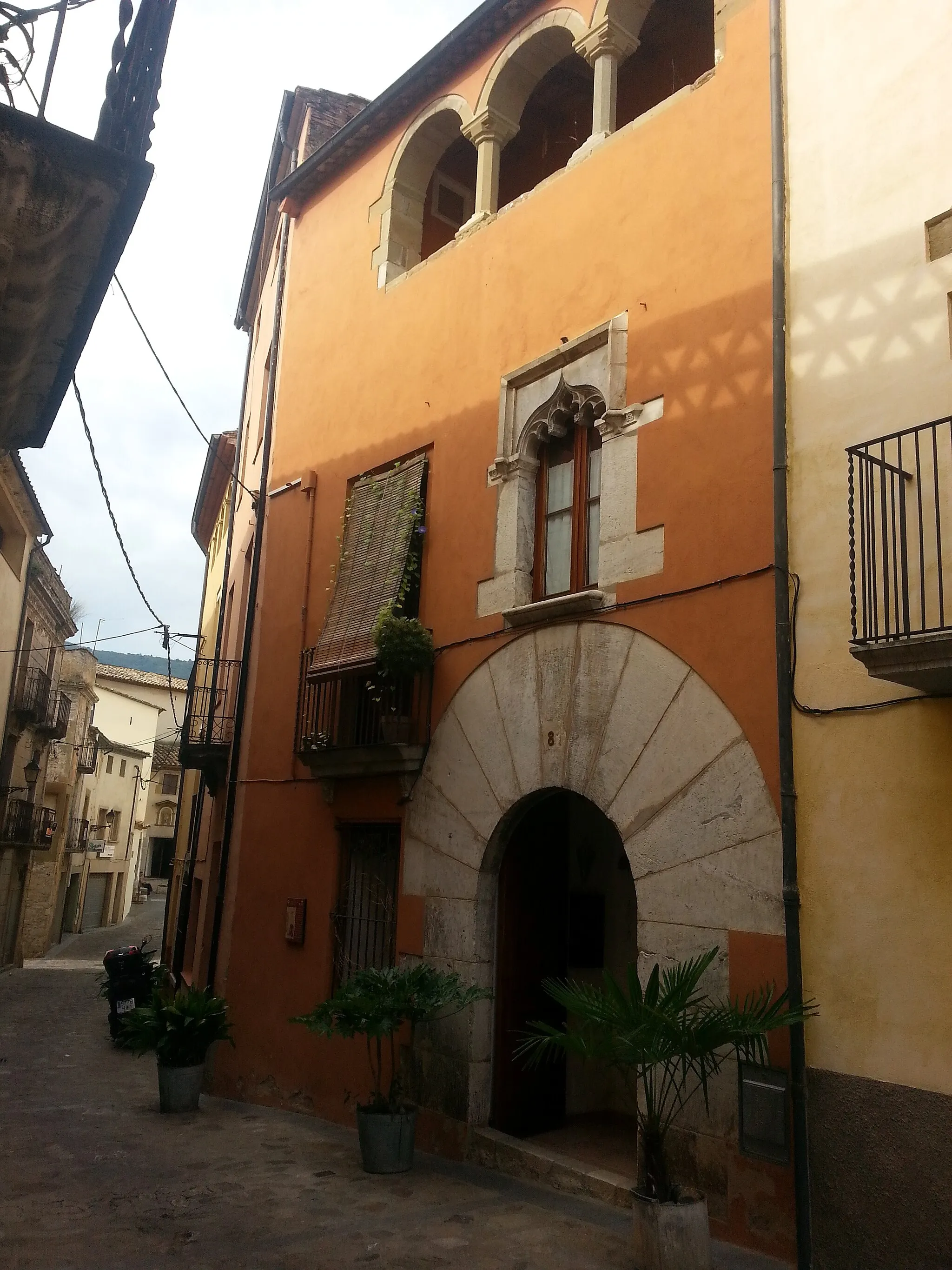 Photo showing: Cal Rellotger (Anglès), carrer Major 6-8