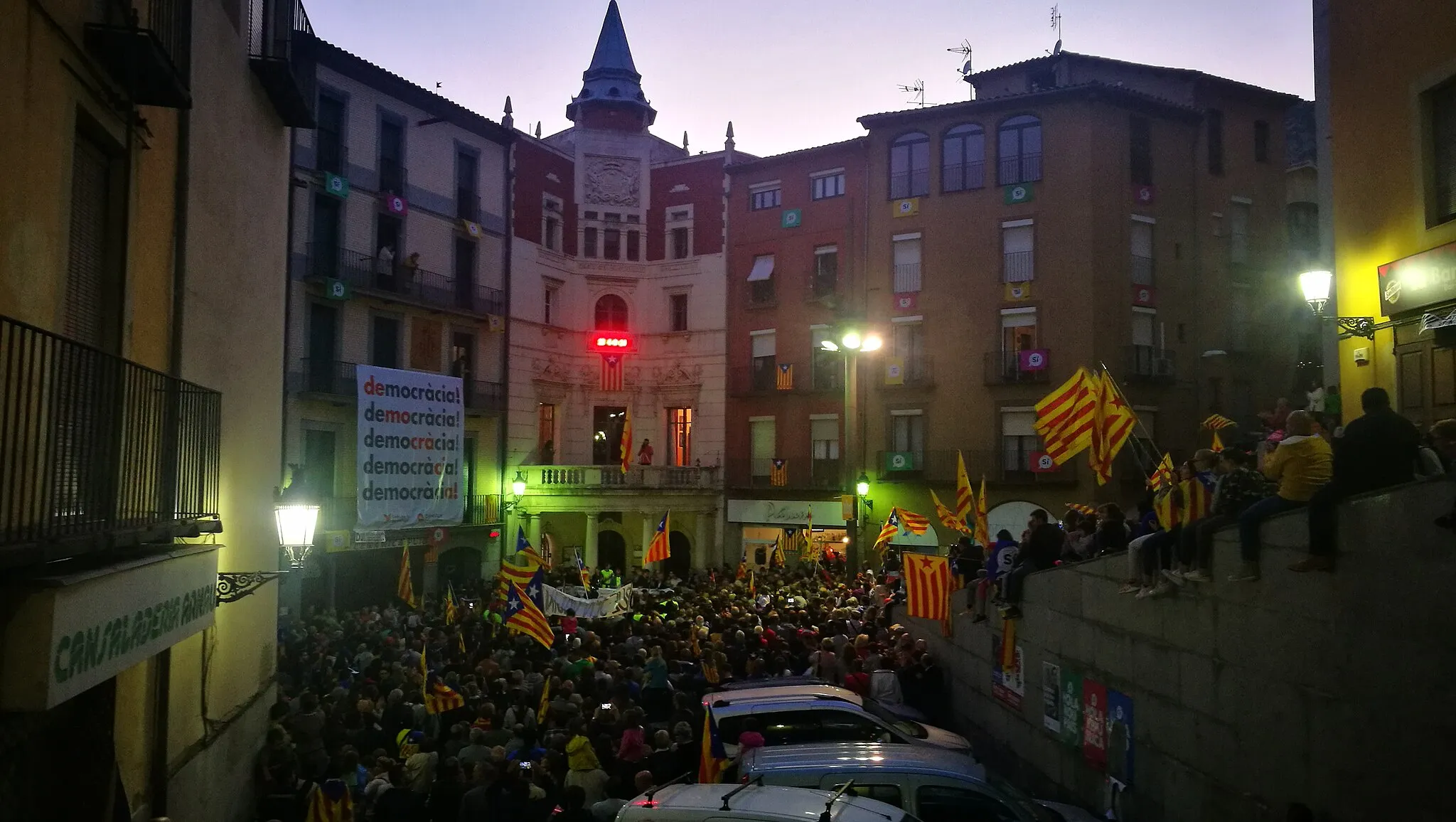 Photo showing: manifestació del 20 de setembre a Berga a favor del 1-O