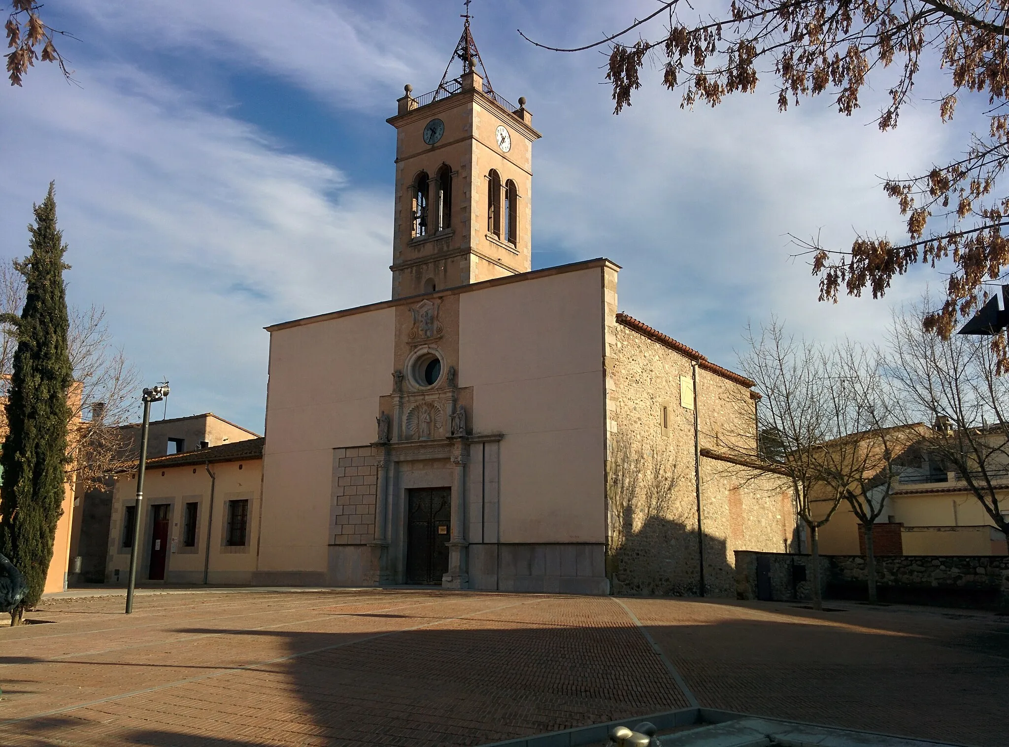 Photo showing: Església de Sant Llorenç (Bescanó)