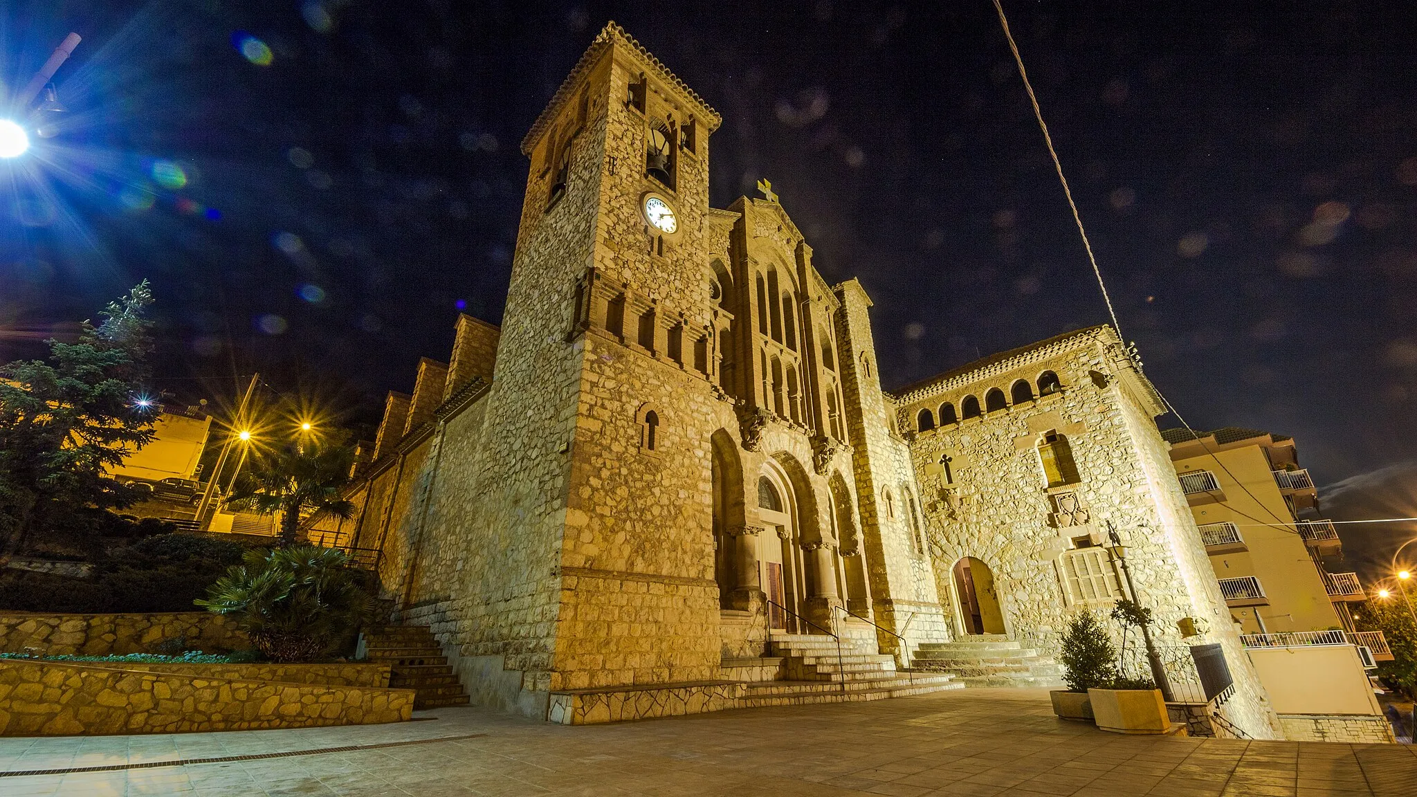 Photo showing: Església parroquial de Sant Esteve i Santa Maria de Cervelló (Cervelló)