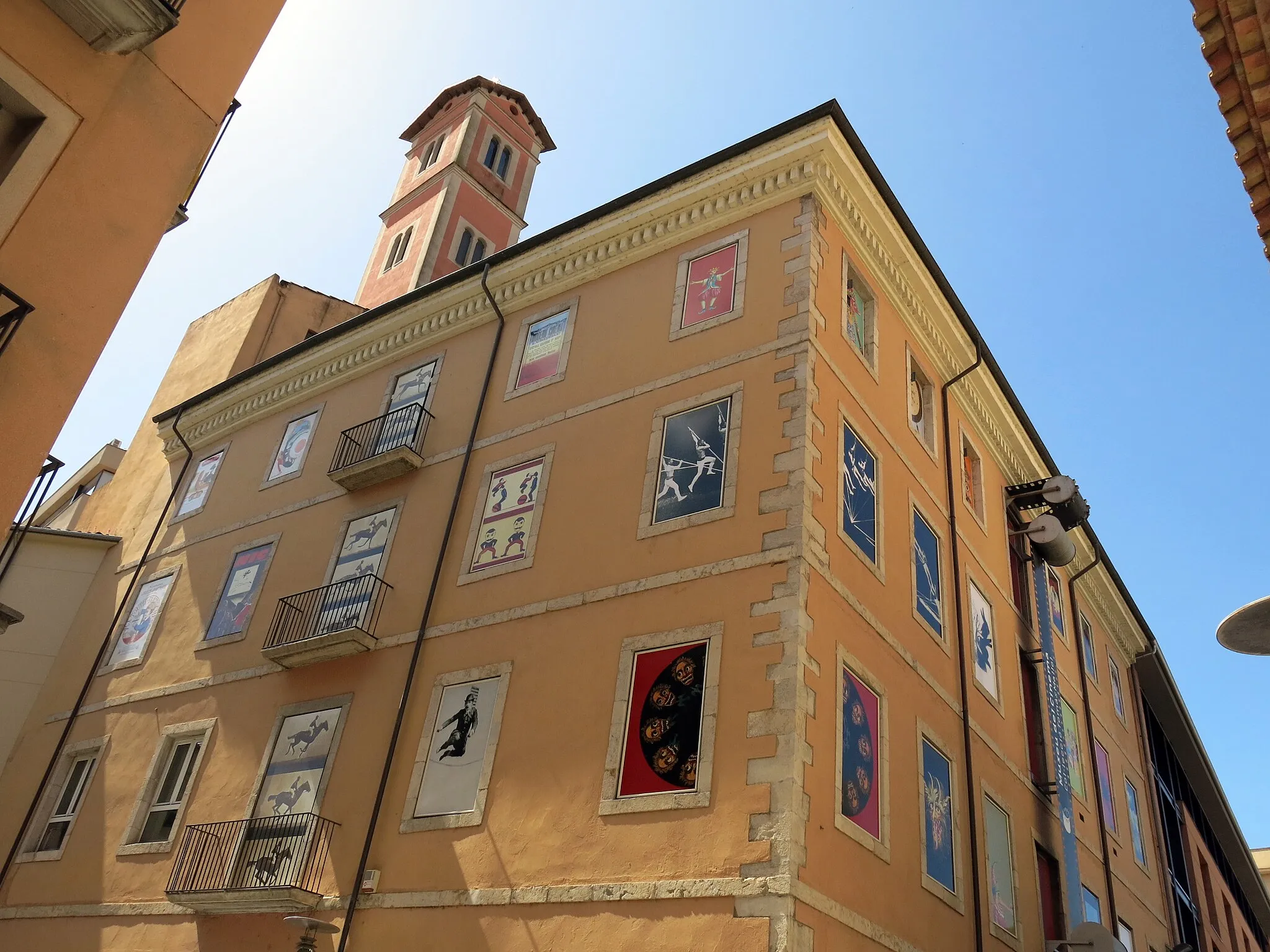 Photo showing: Torre de les Aigües (Girona)