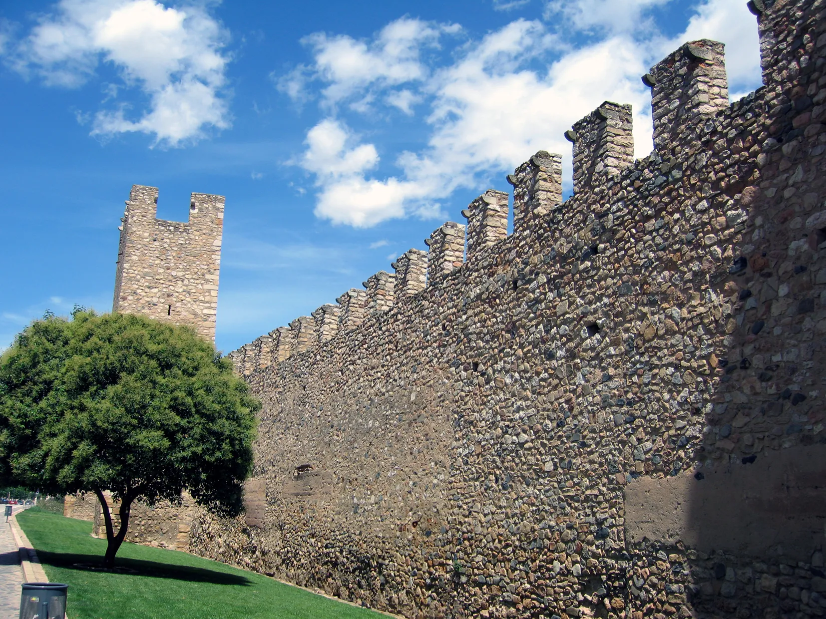 Photo showing: City wall of Montblanc in the province of Tarragona (Catalonia).