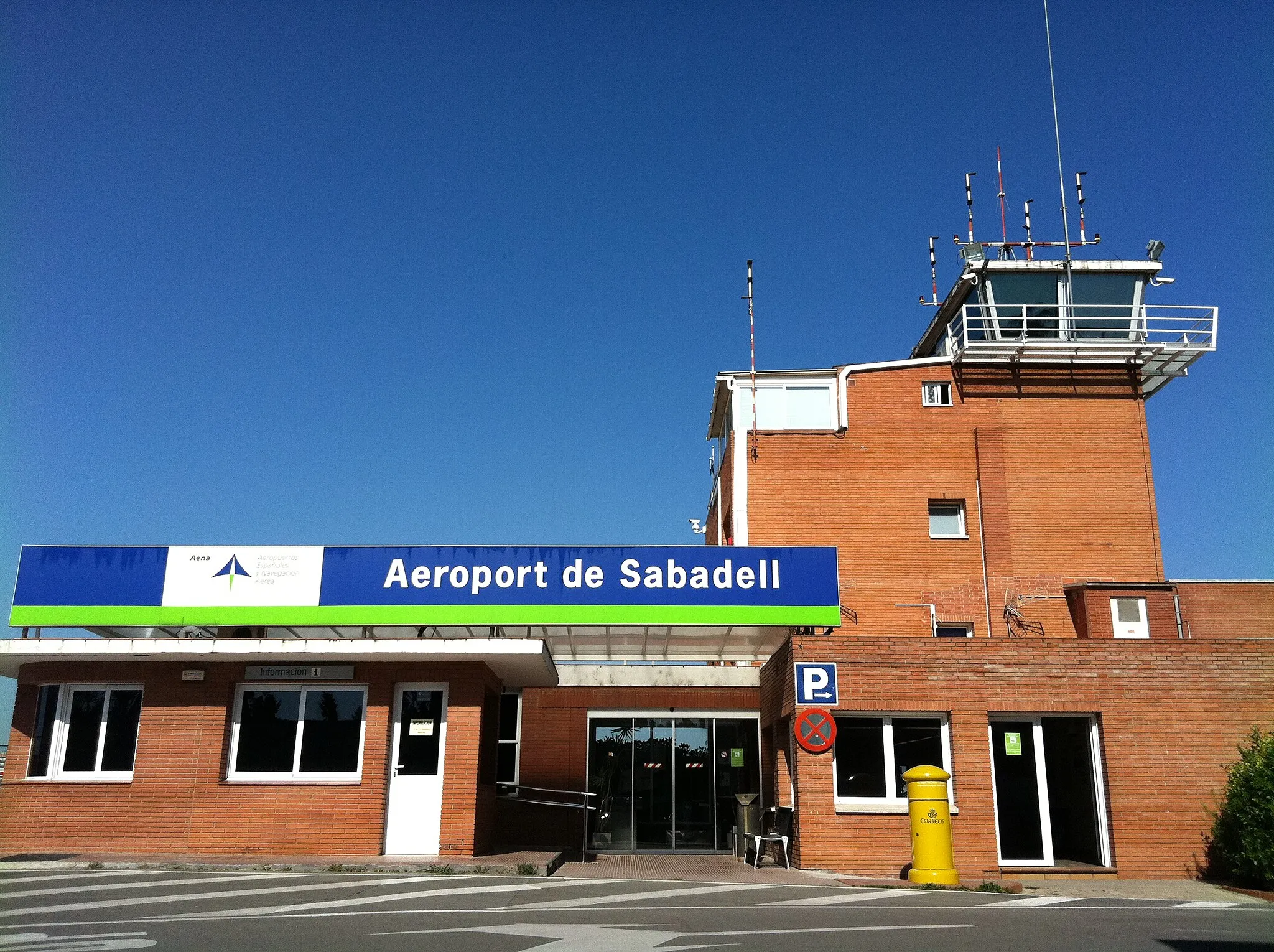 Photo showing: Sabadell Airport entry