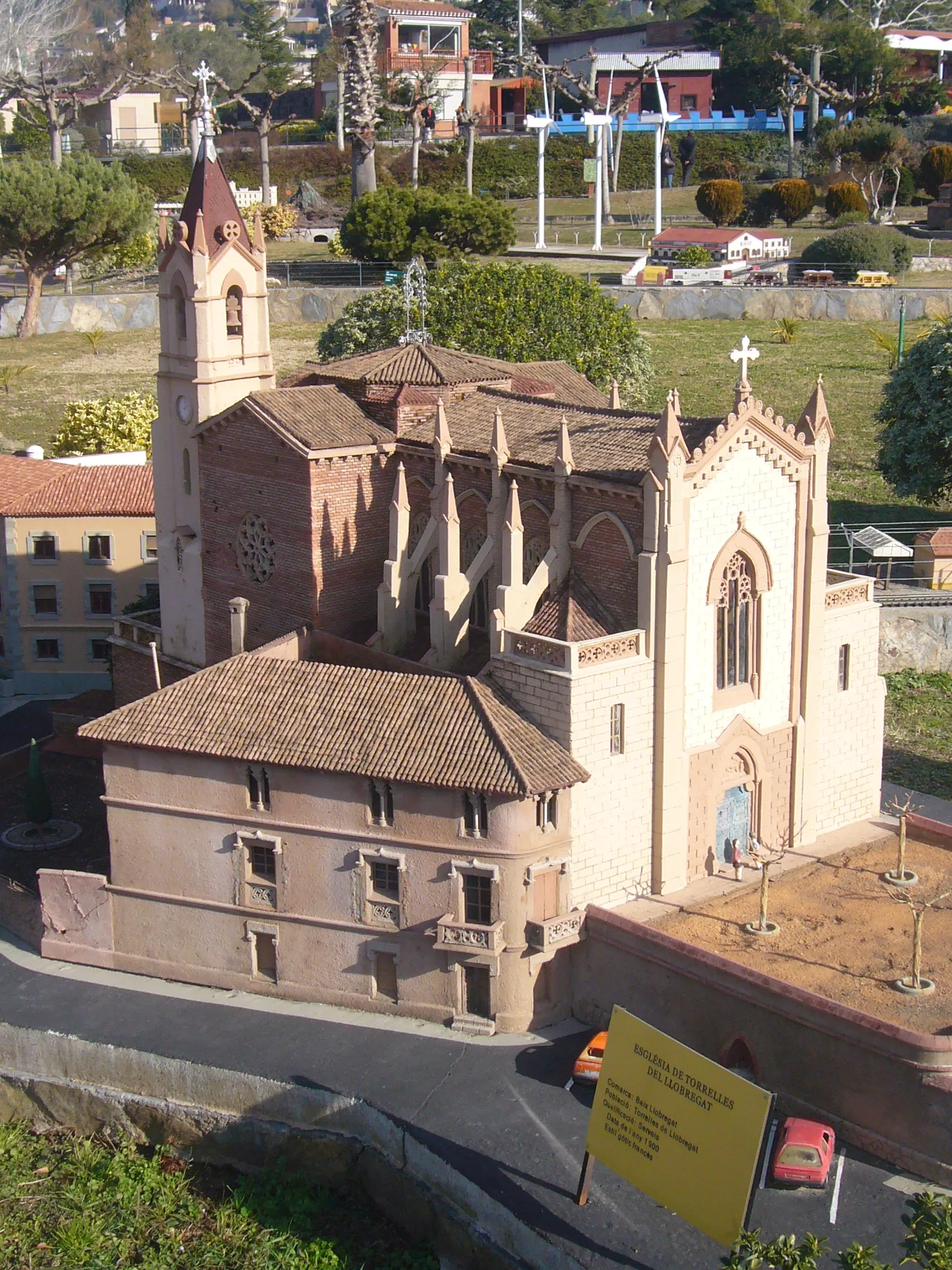 Photo showing: Scale model at the "Catalunya en Miniatura" miniature park : Church of Torrelles de Llobregat