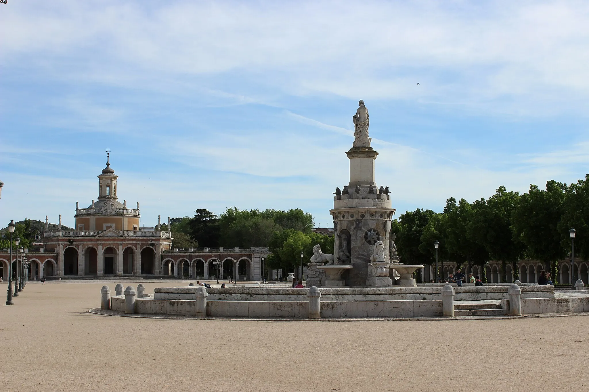 Photo showing: Aranjuez. Plaza de San Antonio.