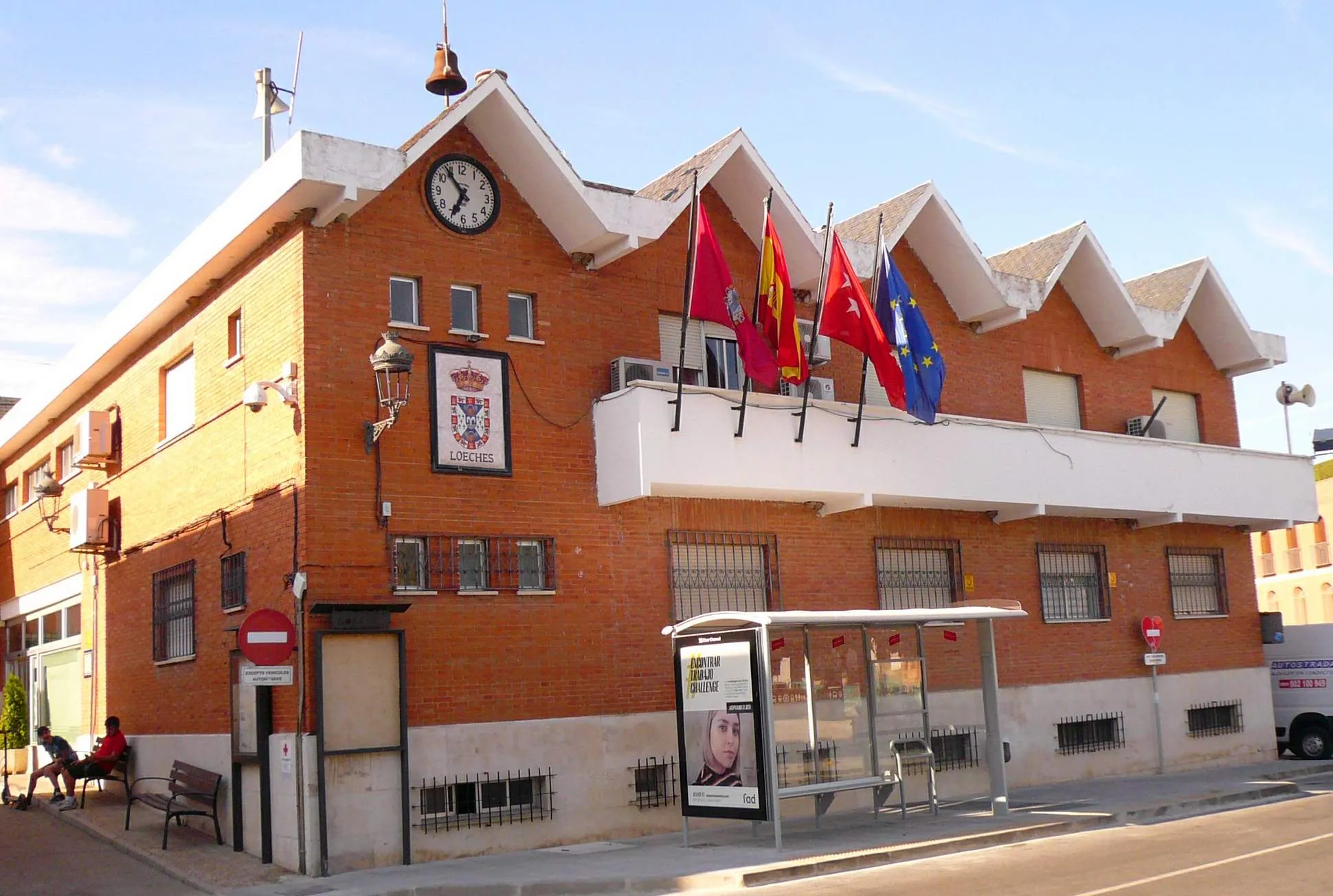 Photo showing: Ayuntamiento de Loeches (Madrid)