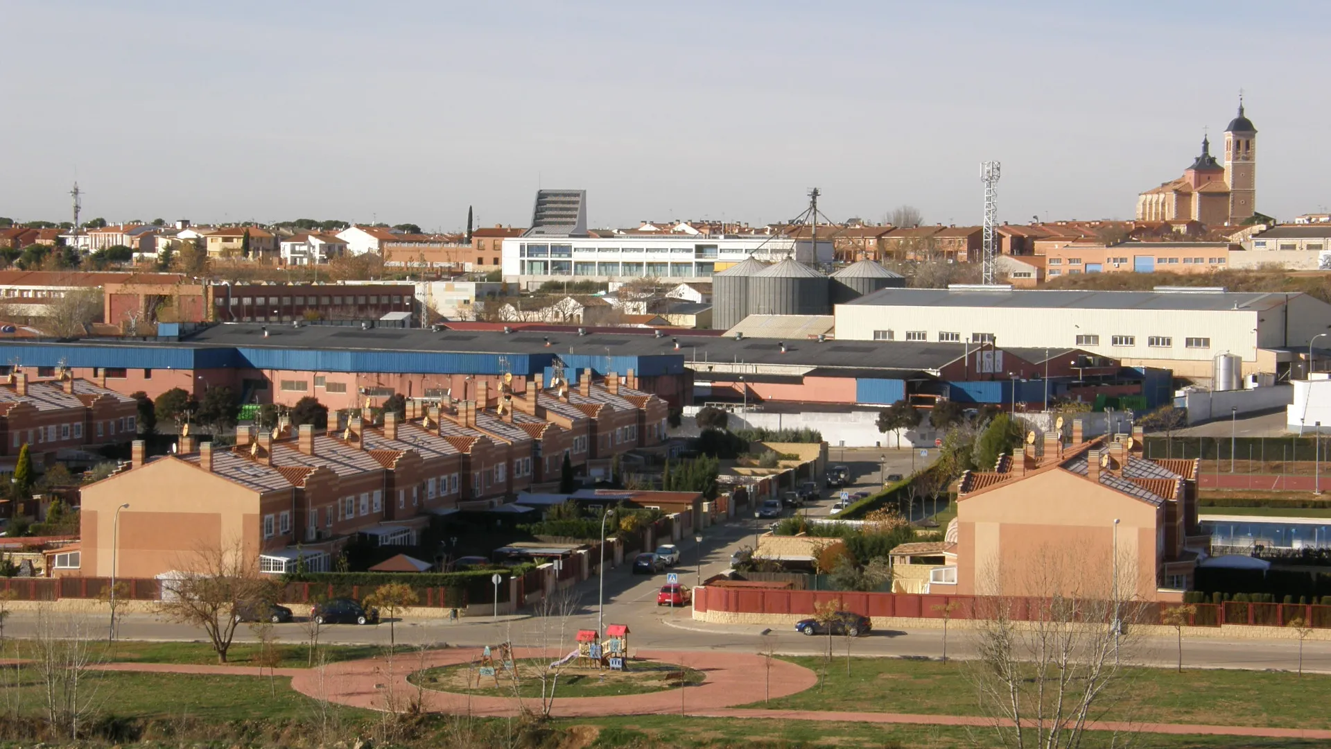 Photo showing: Vista general de Meco desde el Arroyo de las Monjas.