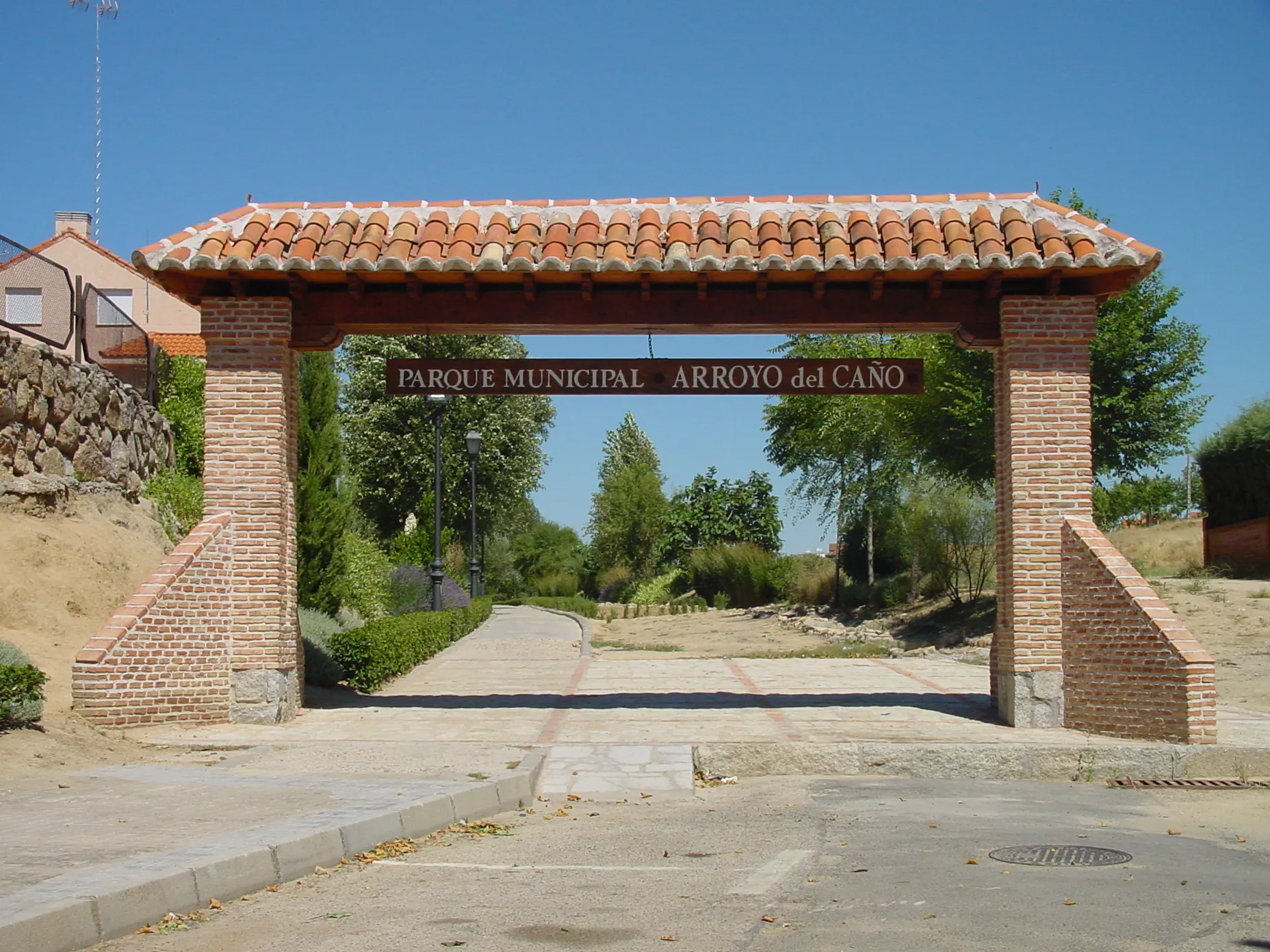 Photo showing: Parque municipal Arroyo del Caño en Moraleja de Enmedio.