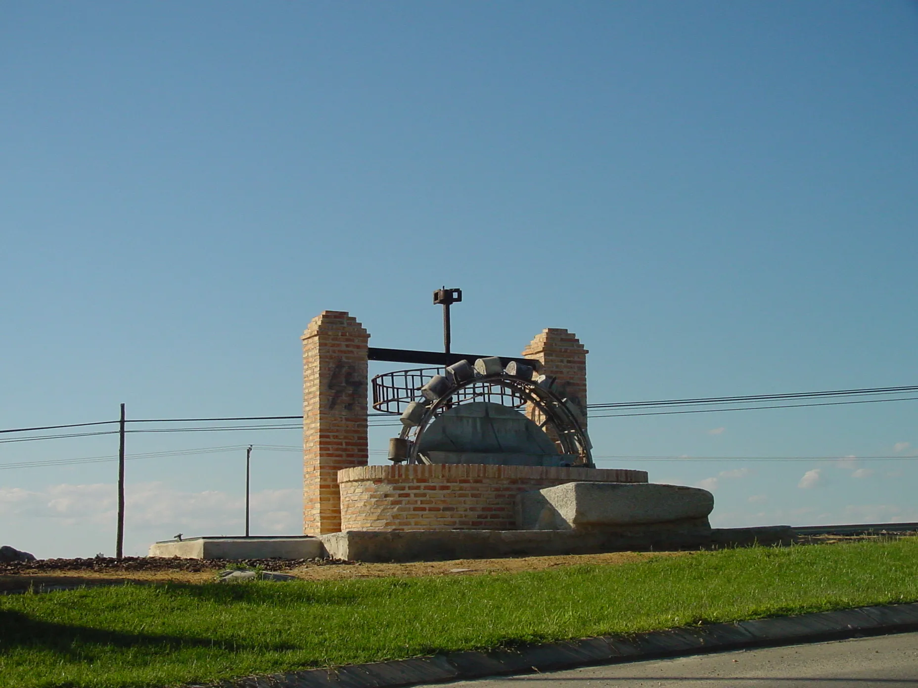 Photo showing: Fuente en Serranillos del Valle.