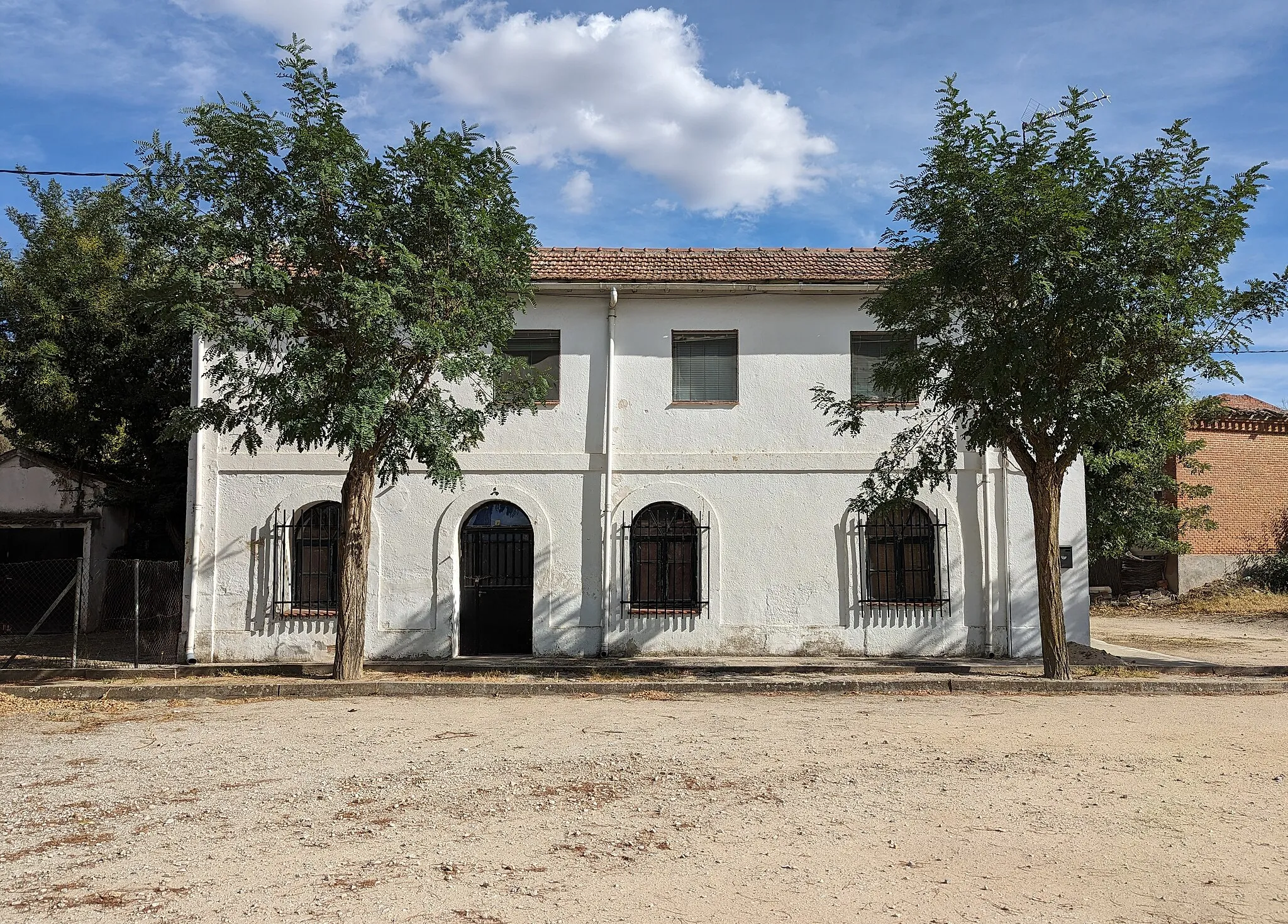 Photo showing: Antigua estación de ferrocarril de Villamanta (Madrid, España).