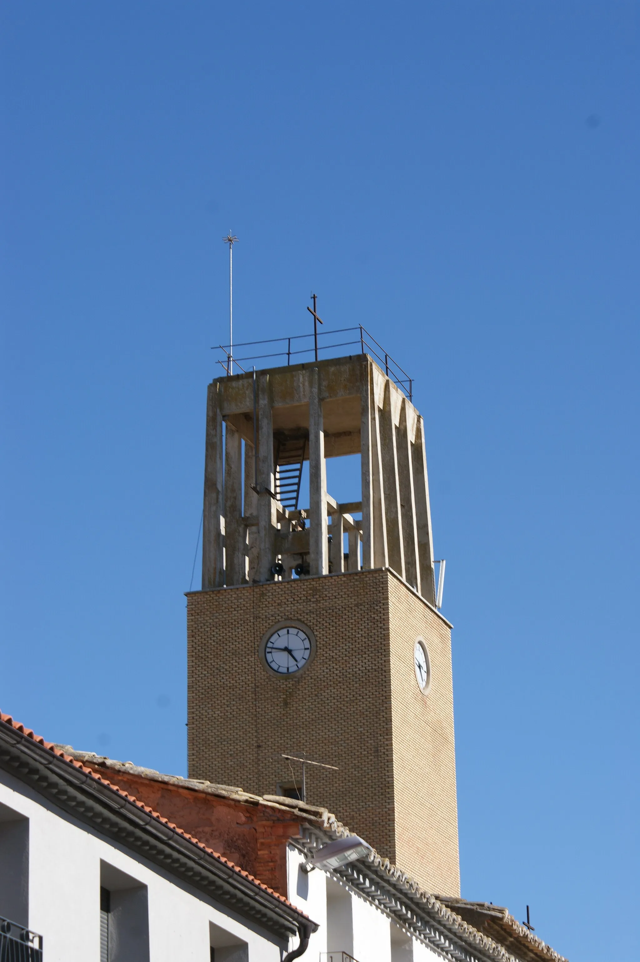Photo showing: torre de iglesia
