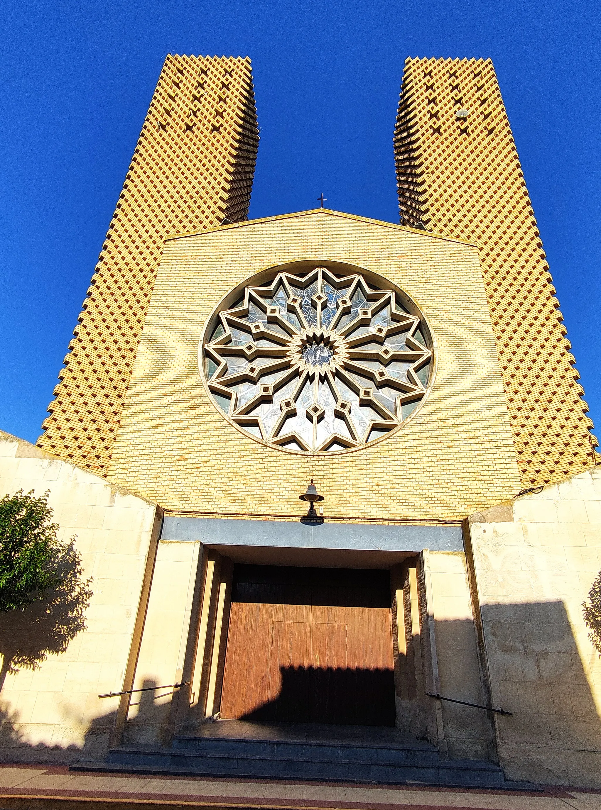 Photo showing: Iglesia parroquial de San Miguel Arcángel, Cadreita