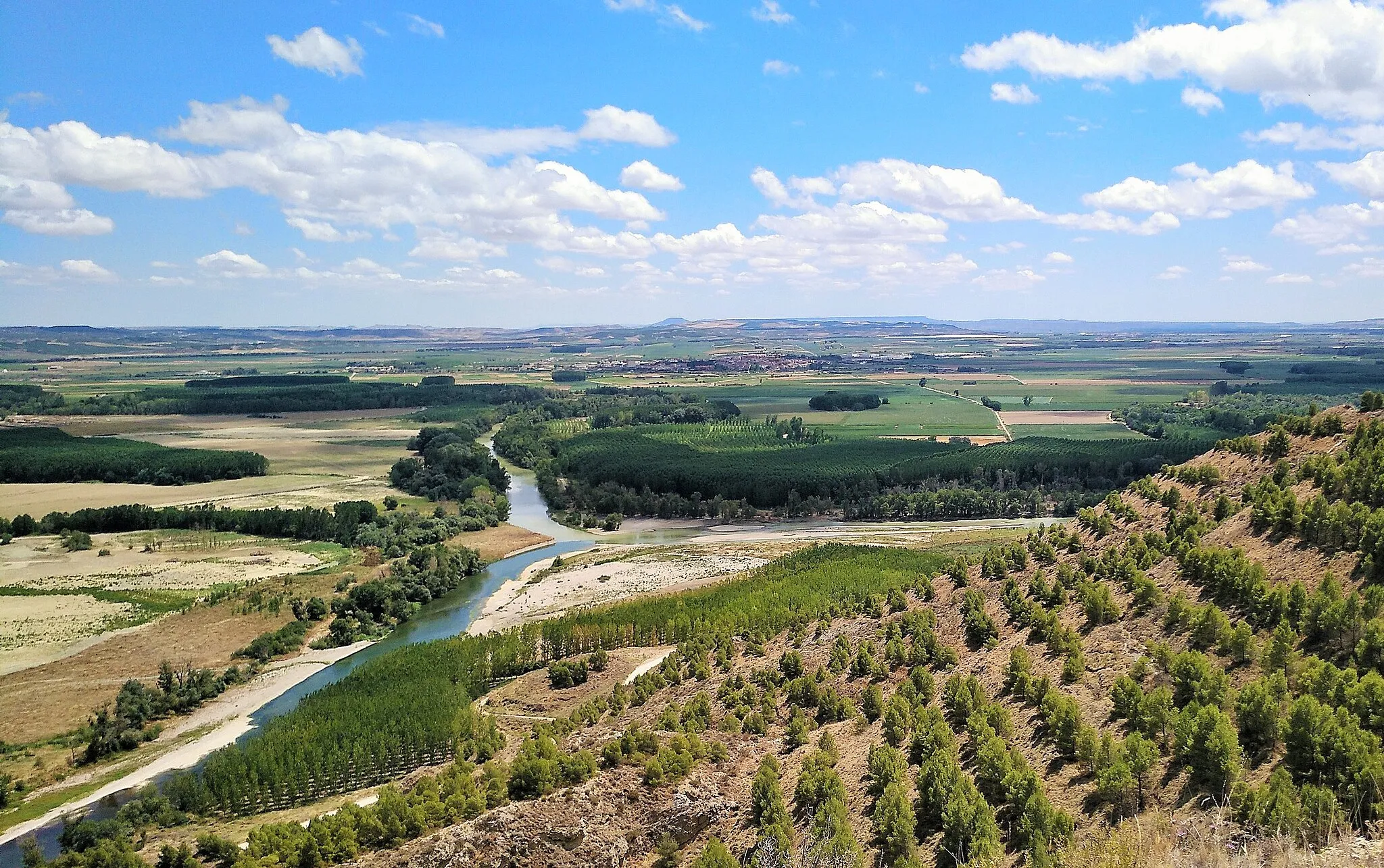 Photo showing: Arga eta Aragoi ibaien elkargunea, Peñalen, Funes, Nafarroa