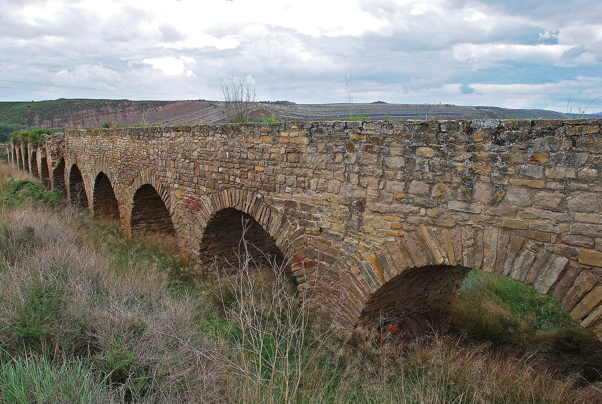 Photo showing: Acueducto romano de Calahorra entre Lodosa (Navarra) y Alcanadre (La Rioja), España.