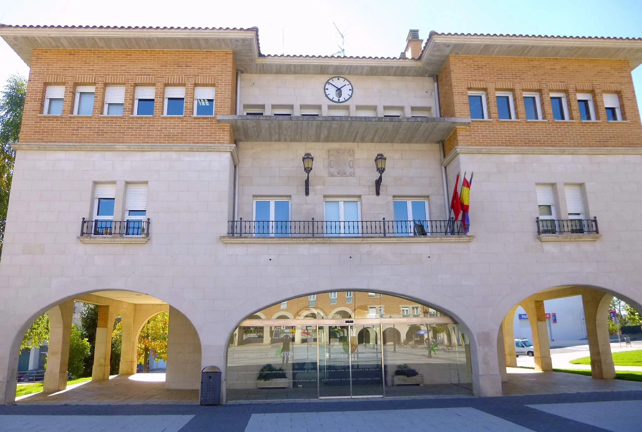 Photo showing: Ayuntamiento de Orkoien (Navarra)