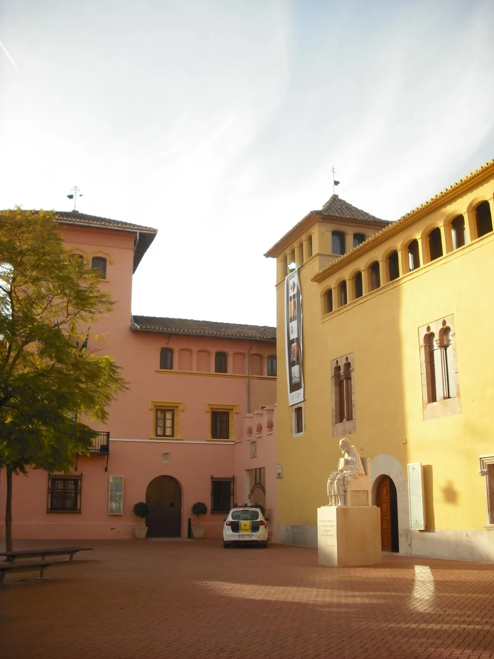 Photo showing: Palacio de Cruïlles en la plaça major de Alfara del Patriarca