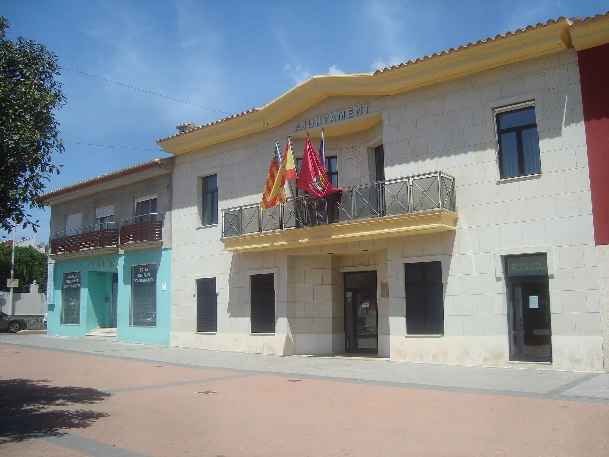 Photo showing: Ayuntamiento de Beniarbeig (Alicante)