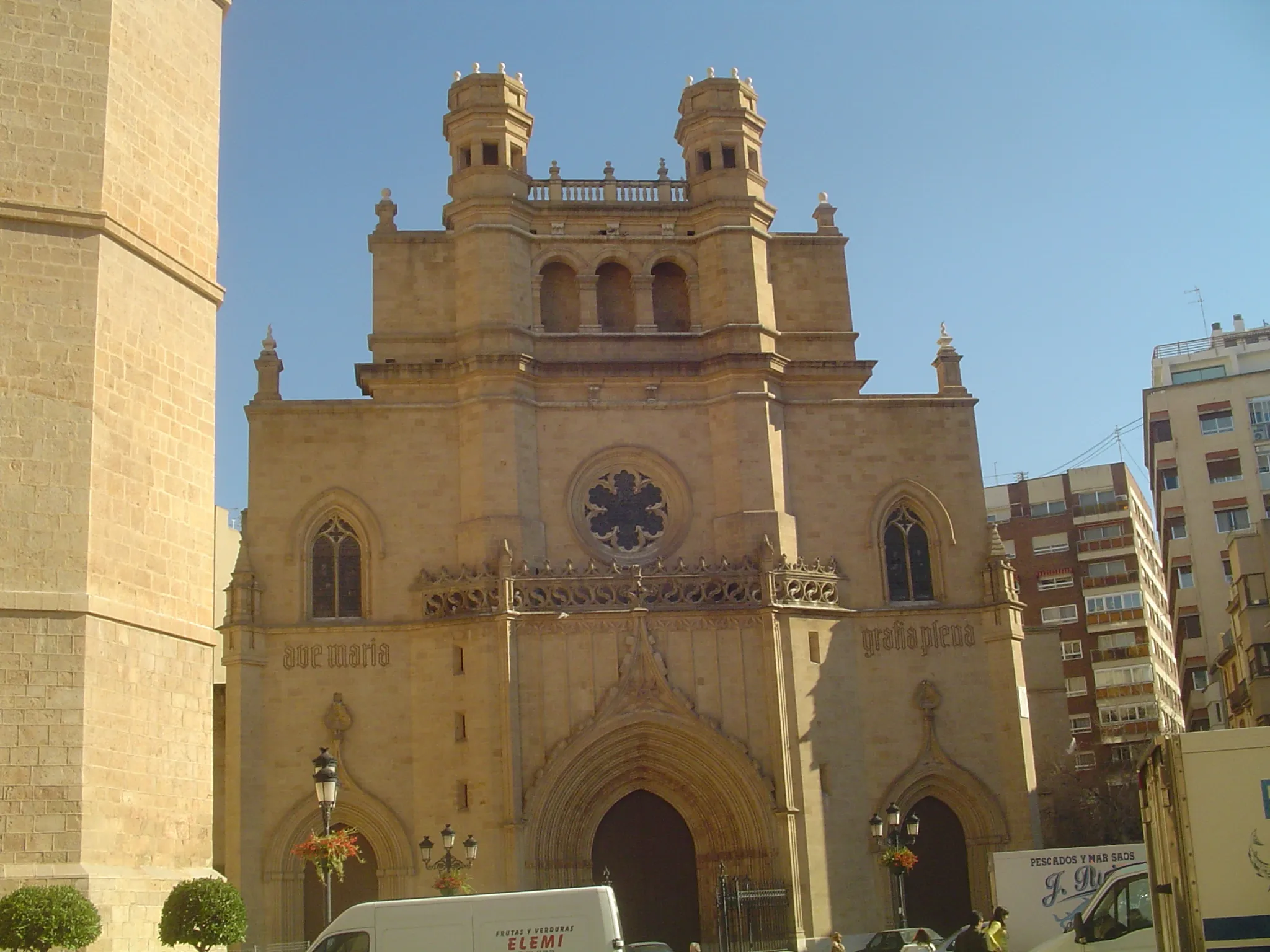 Photo showing: Fachada principal de la Concatedral de Santa María (Castellón de la Plana, España)