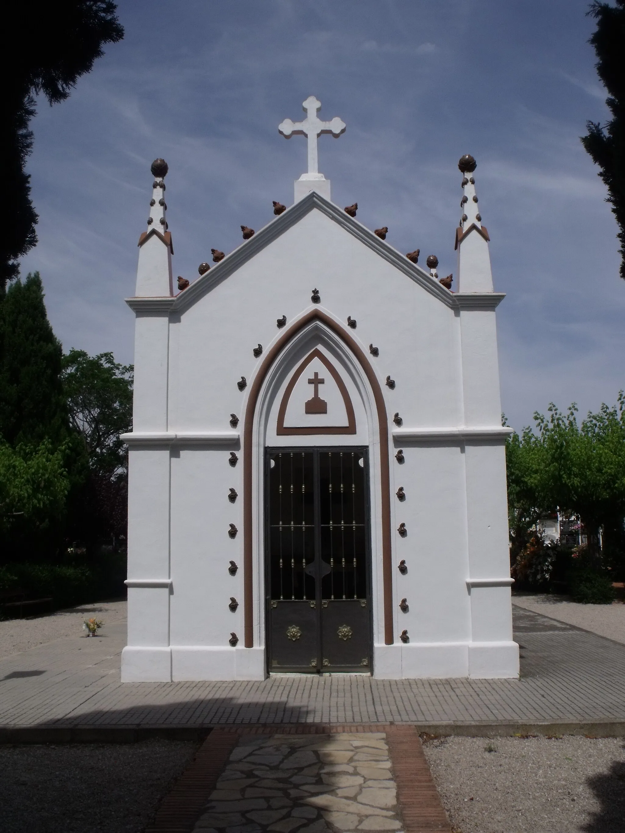 Photo showing: Ermita en el cementerio