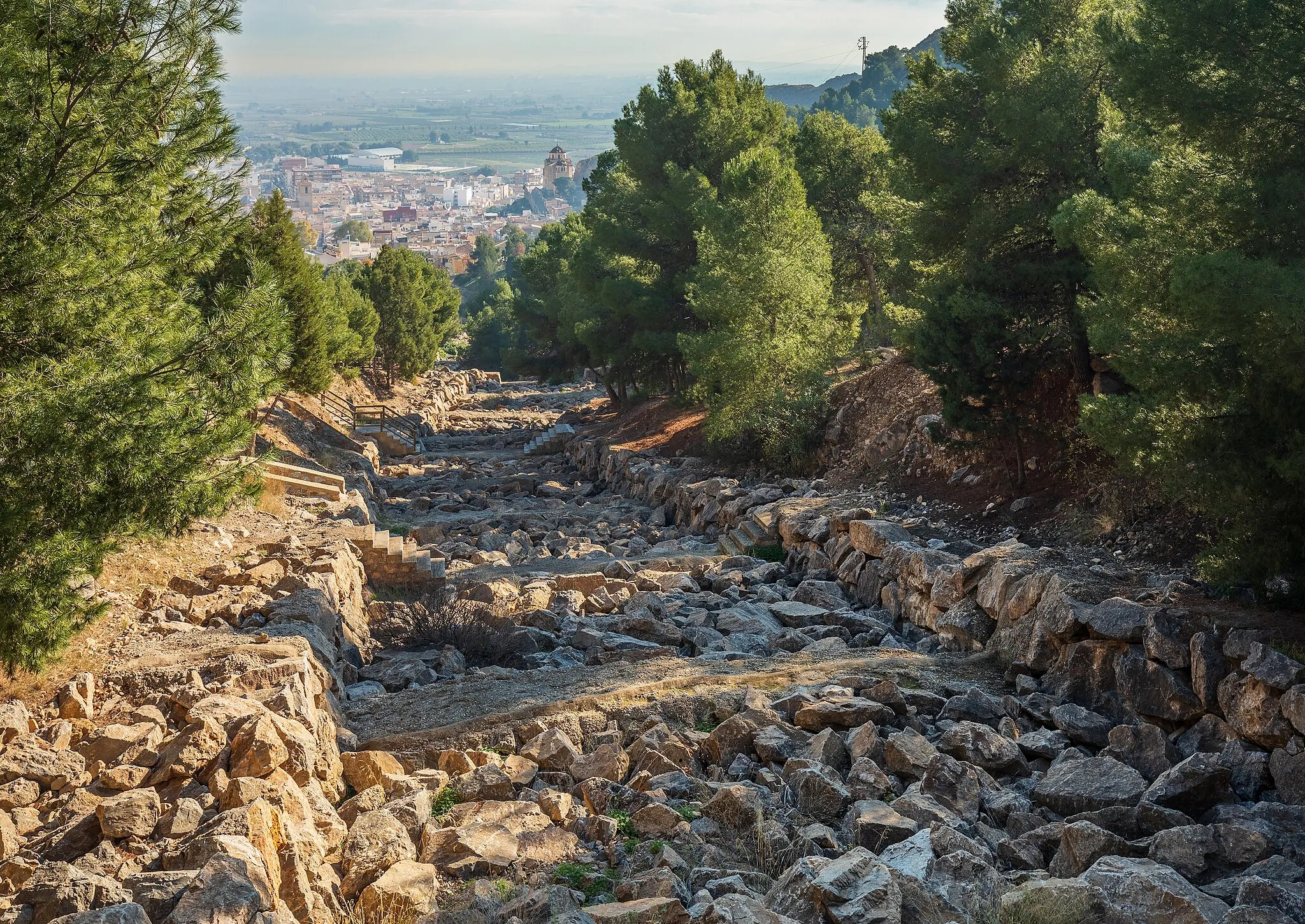 Photo showing: A large drop structure for the waterflow of La Rambla in Paraje Natural La Pilarica in Sierra de Callosa mountains in Callosa de Segura, Alicante, Spain, 2022 January.