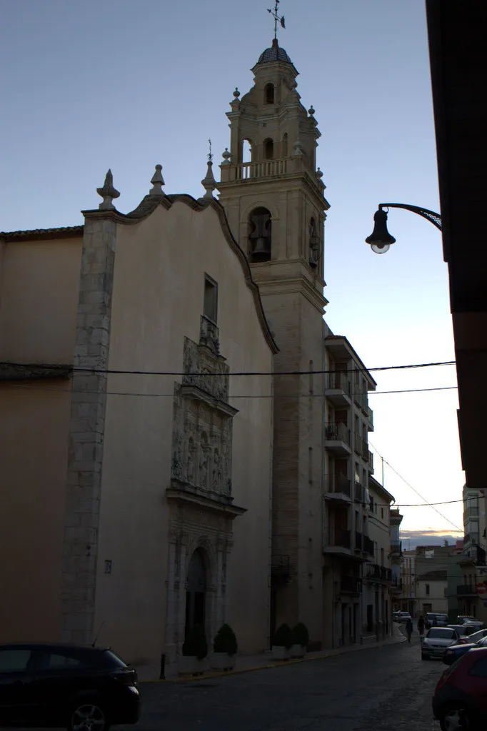 Photo showing: Església parroquial de Sant Vicent Màrtir (Guadassuar)