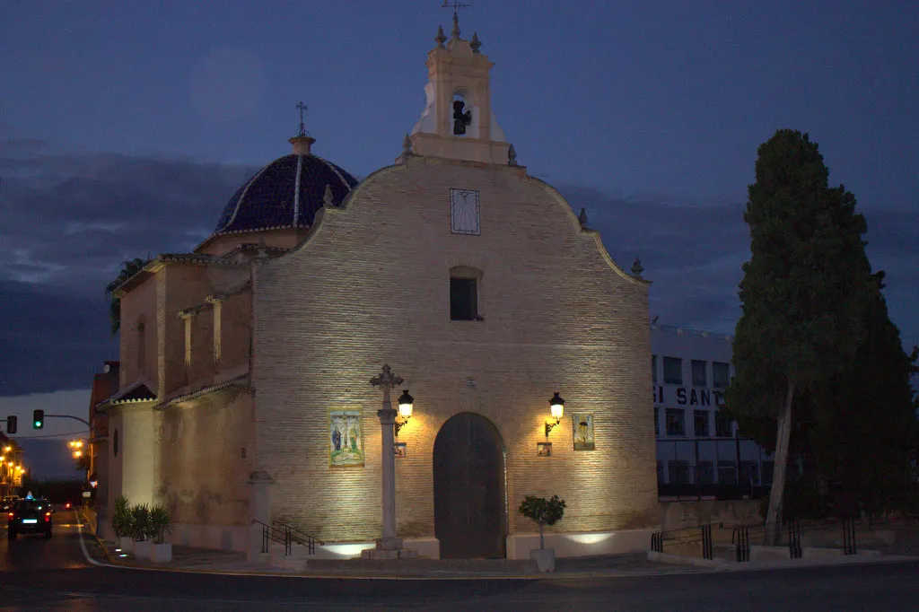 Photo showing: Església parroquial de Sant Vicent Màrtir (Guadassuar)