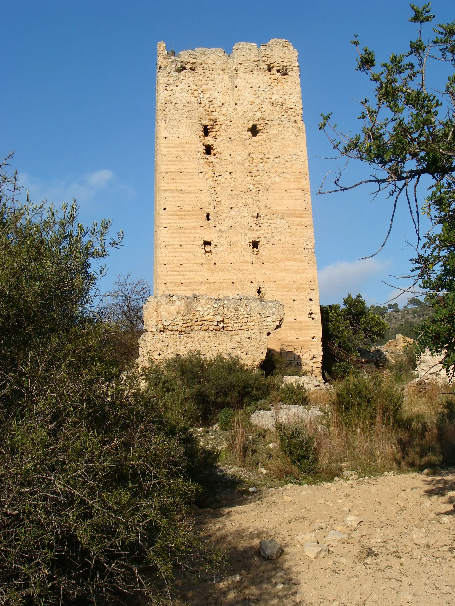 Photo showing: Castillo de Alédua (Llombay, Valencia)