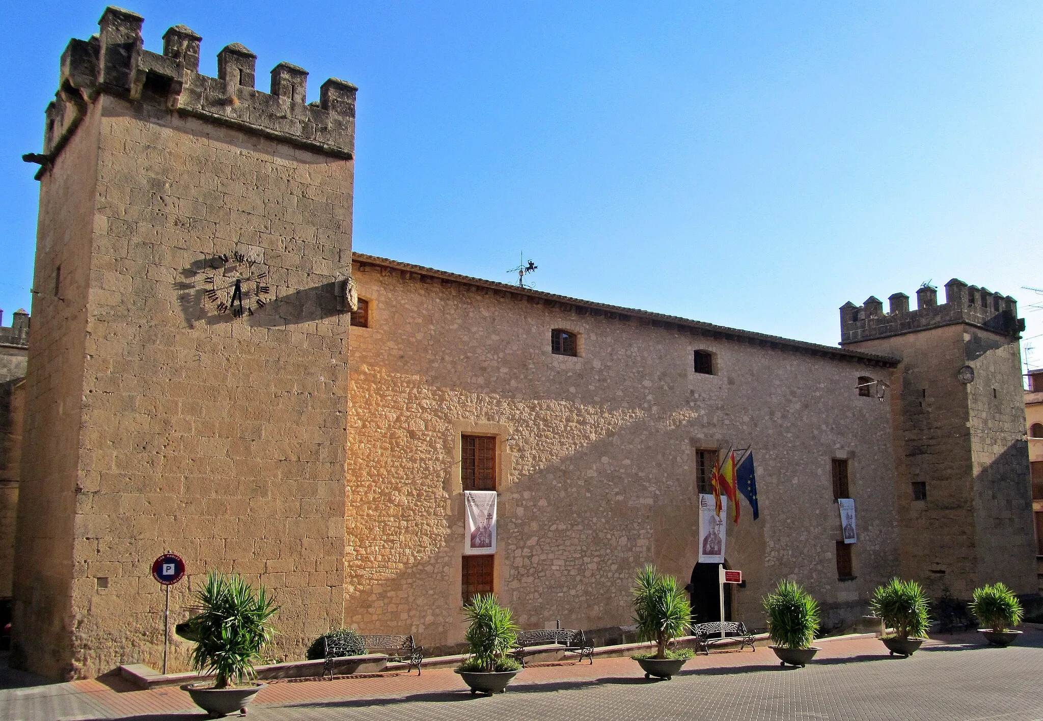 Photo showing: Palacio del Marqués de Dos Aguas