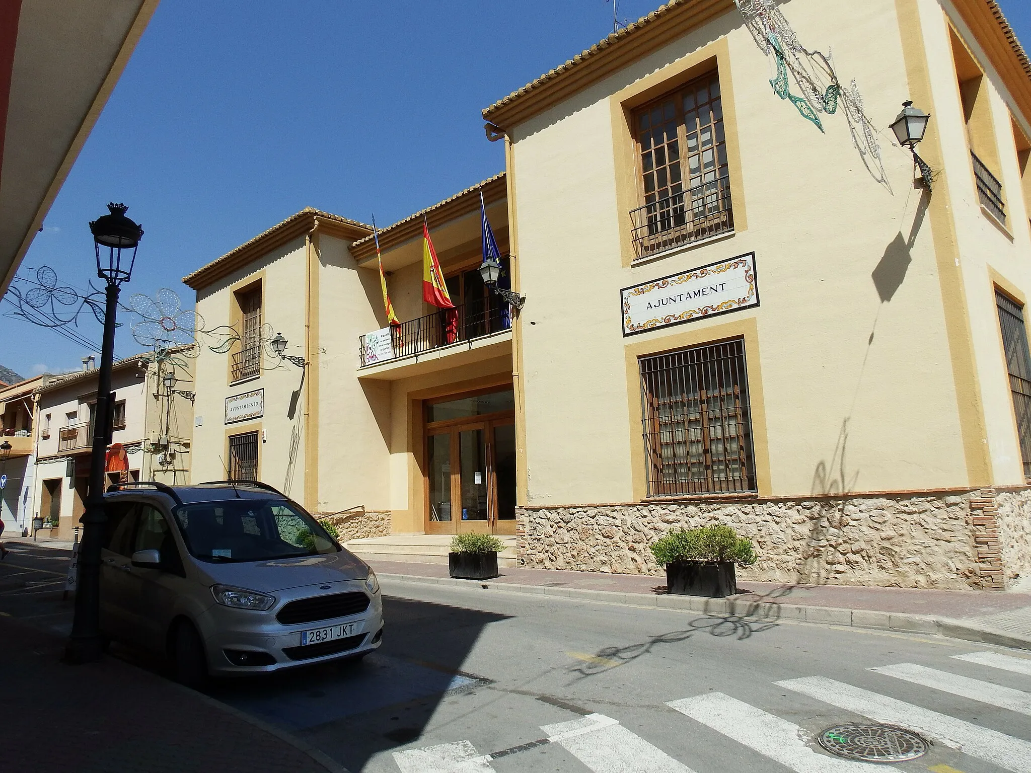 Photo showing: Ayuntamiento de Polop