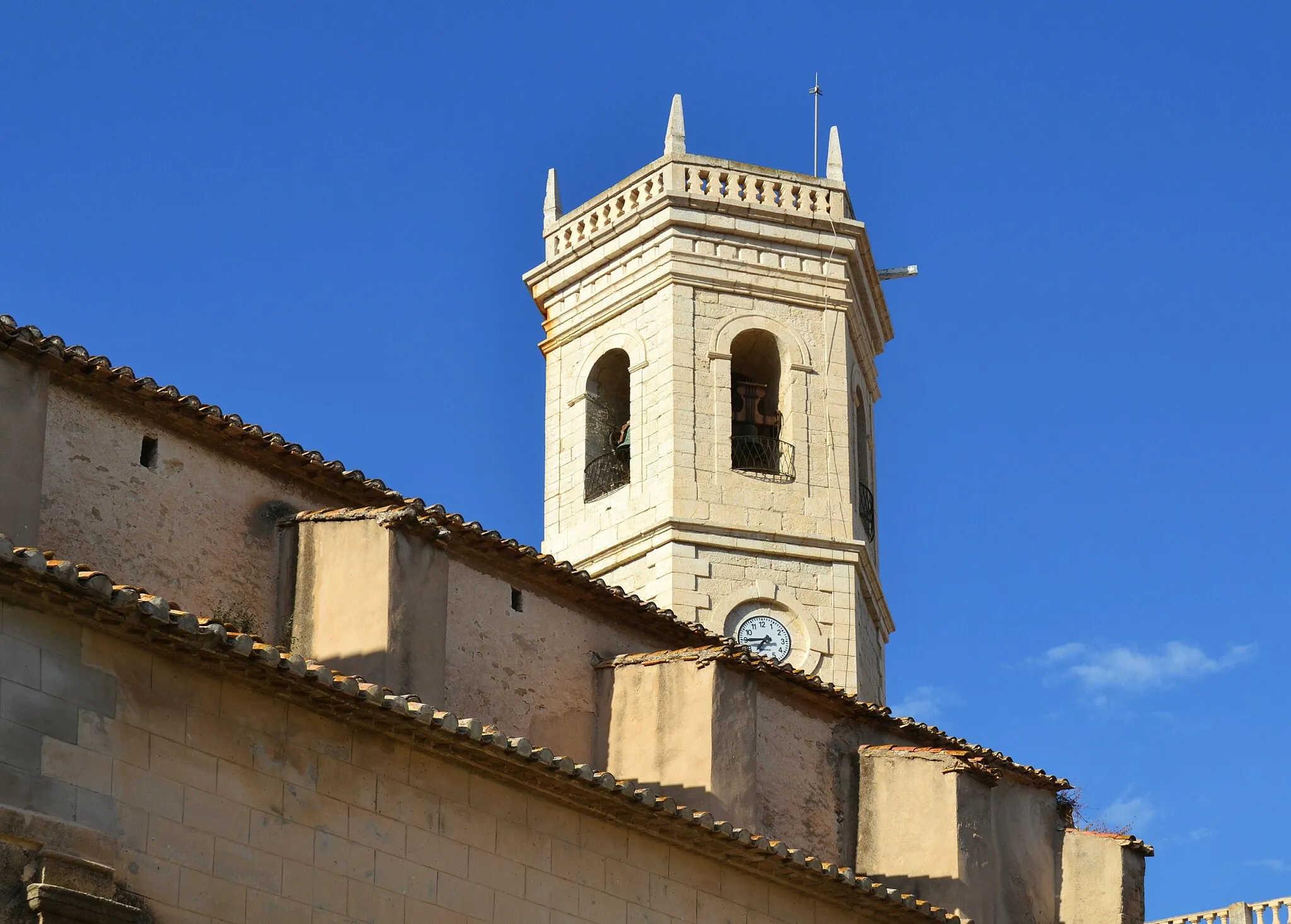 Photo showing: Església de santa Caterina de Teulada, contraforts i campanar.