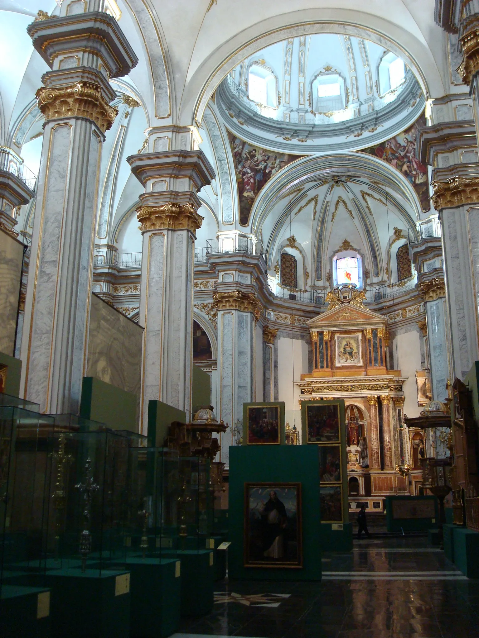Photo showing: Interior of the arciprestal church of St. James in Vila-real (Castellón, Spain).