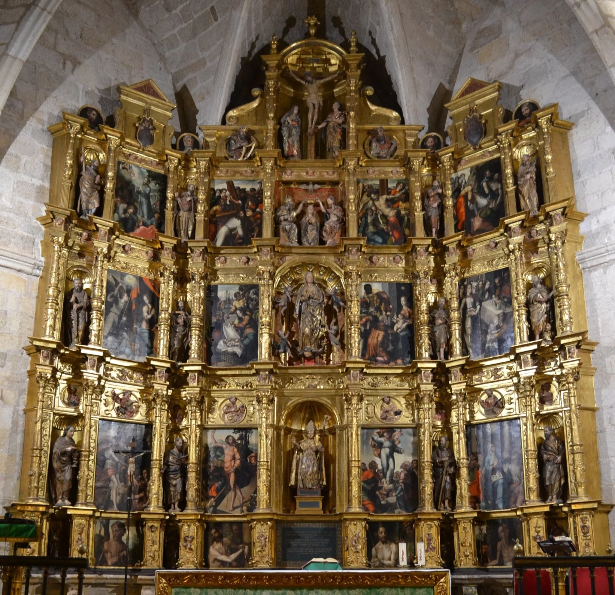 Photo showing: Arroyo de la Luz - retablo parroquial