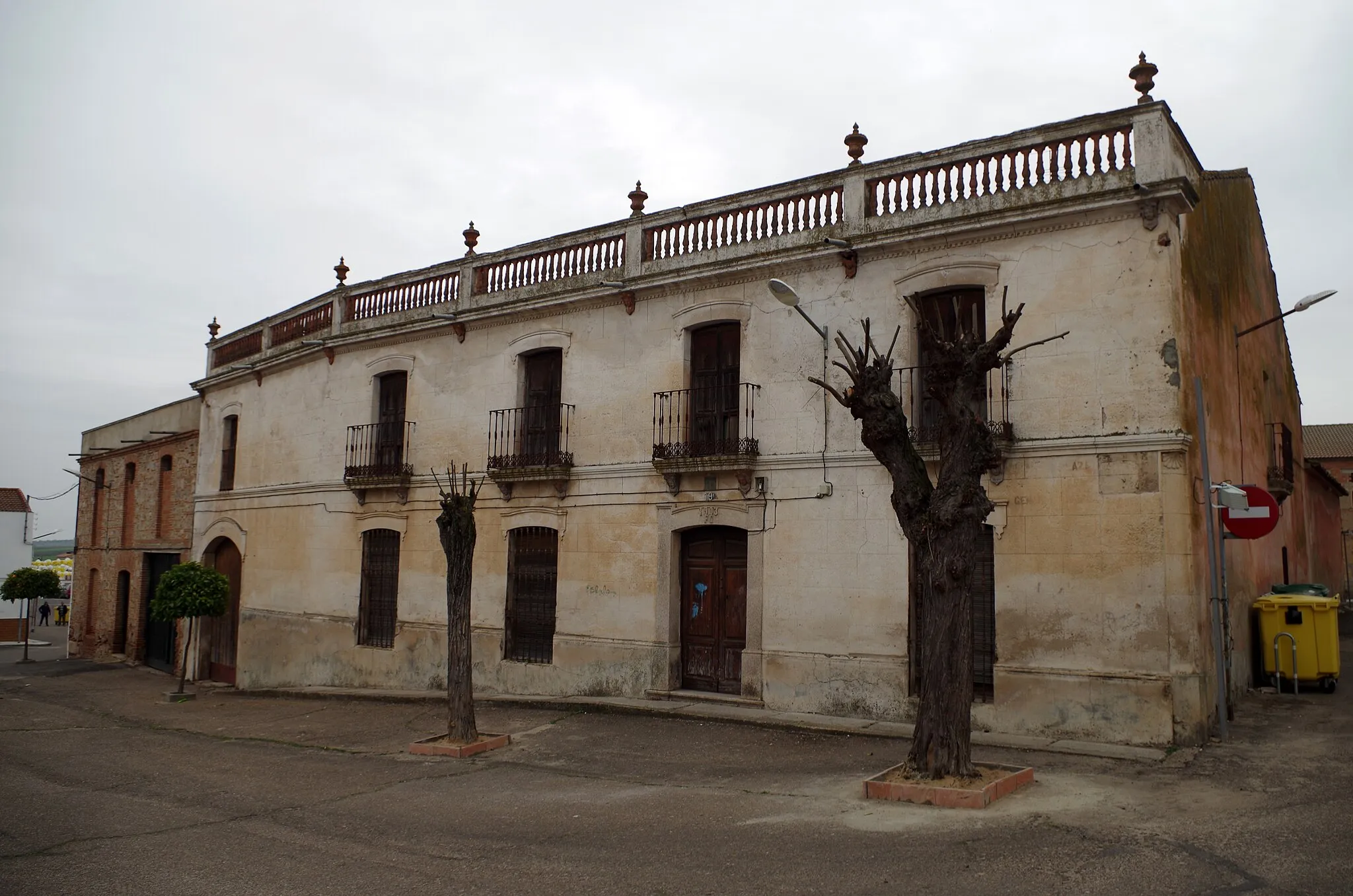 Photo showing: Manor house at Extremeña Street, Esparragalejo (Badajoz, Spain).
