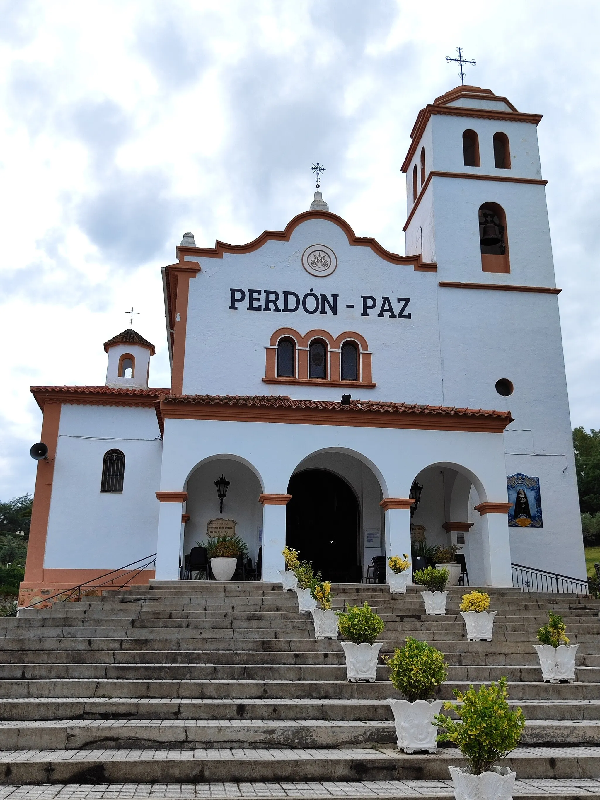 Photo showing: Santuario de Nuestra Señora de los Dolores de Chandavila (7)