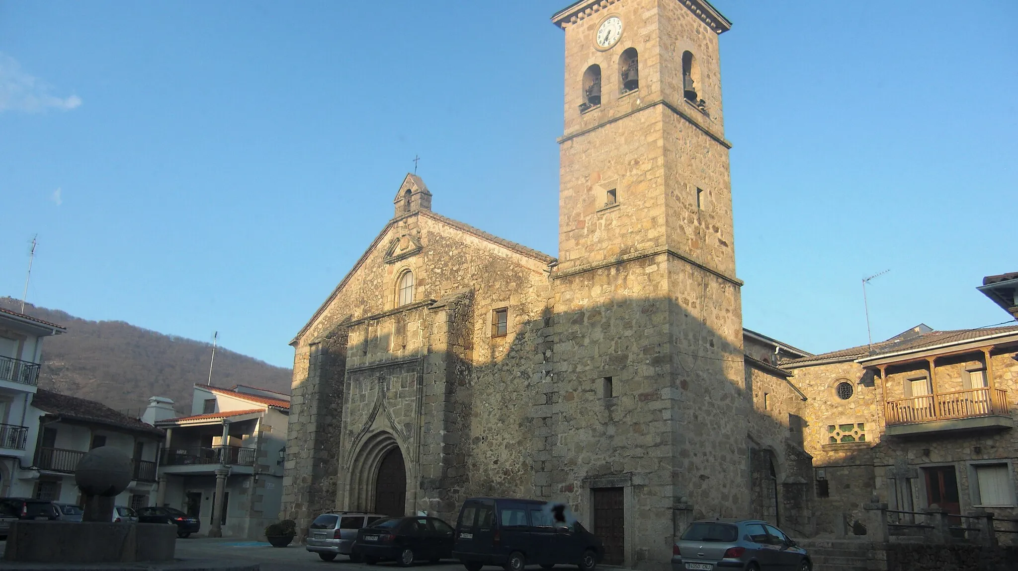 Photo showing: Santiago Apostol church