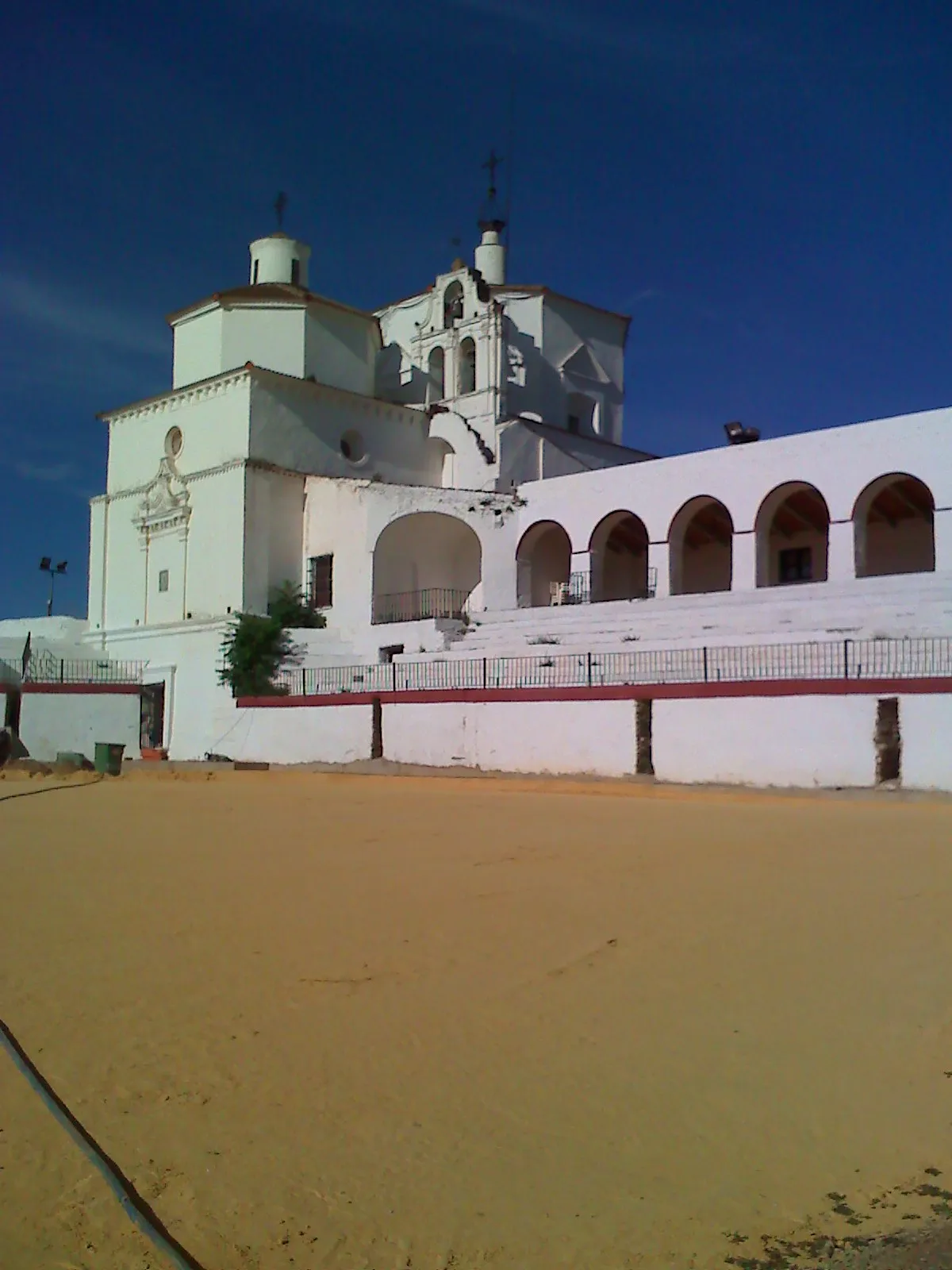 Photo showing: plaza de toros de la ermita de La Puebla de Sancho Pérez