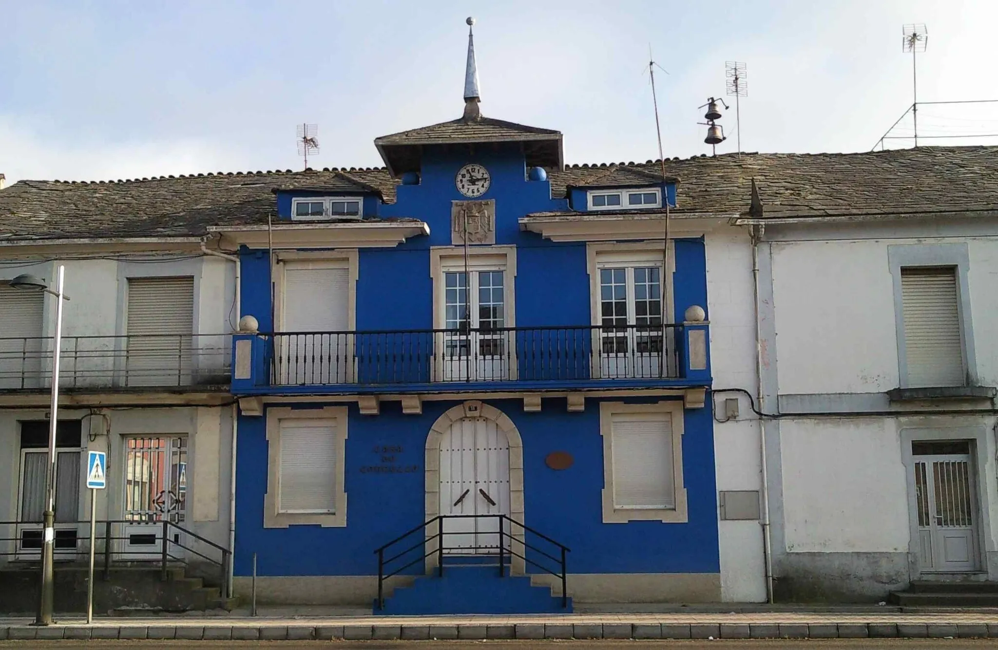 Photo showing: Casa Consistorial de Abadín