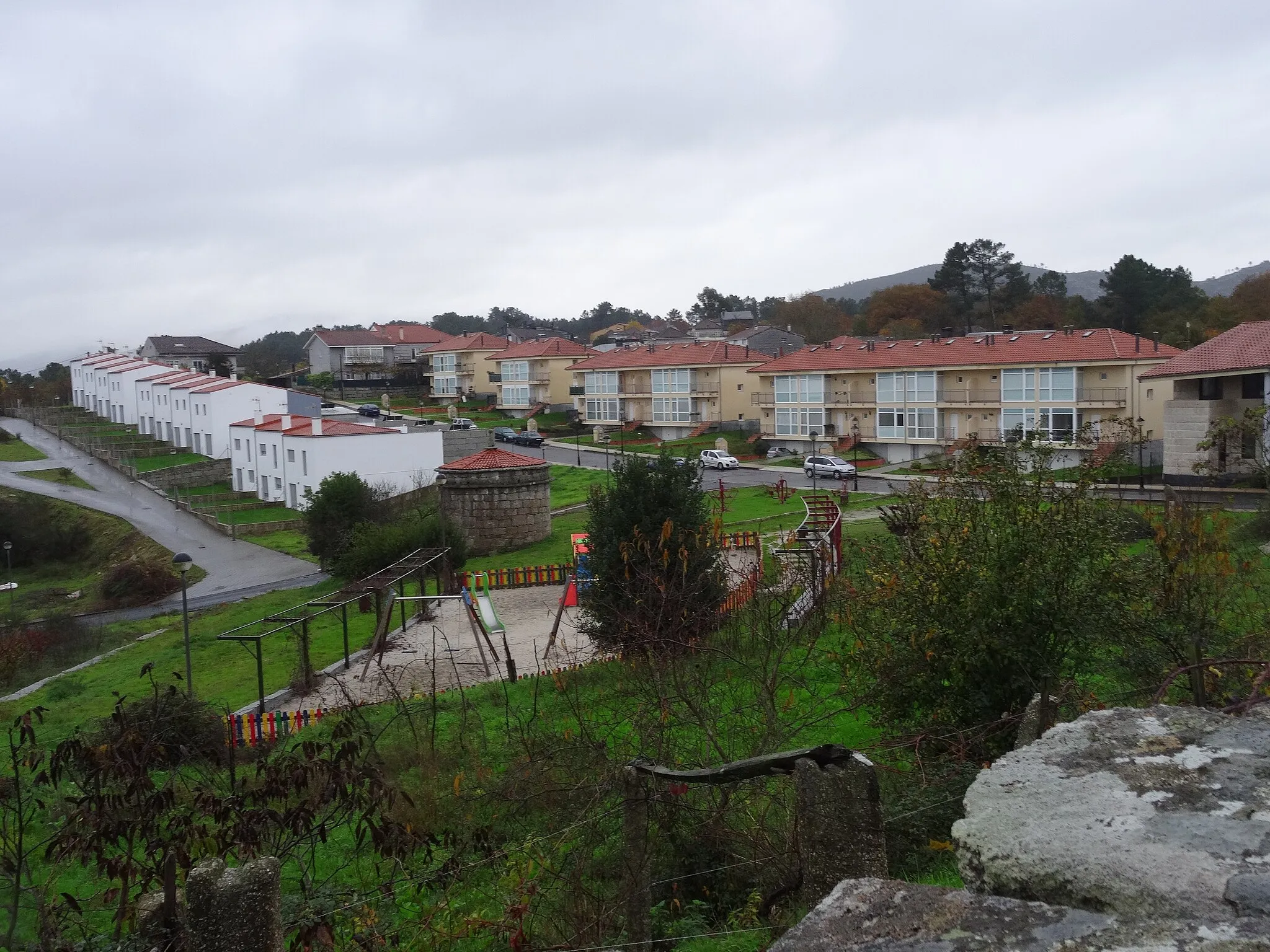 Photo showing: Rúa Castelao, Carballeda de Avia.