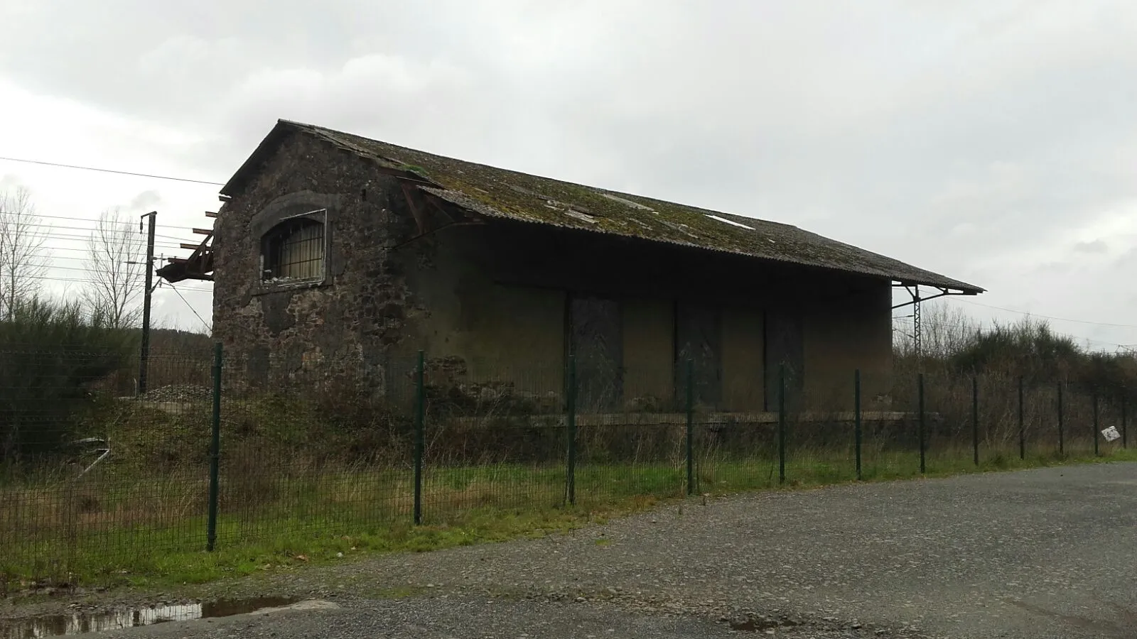 Photo showing: Ésta é a antiga estación de tren de Vilacide de Abaixo-Estación de Oroso.