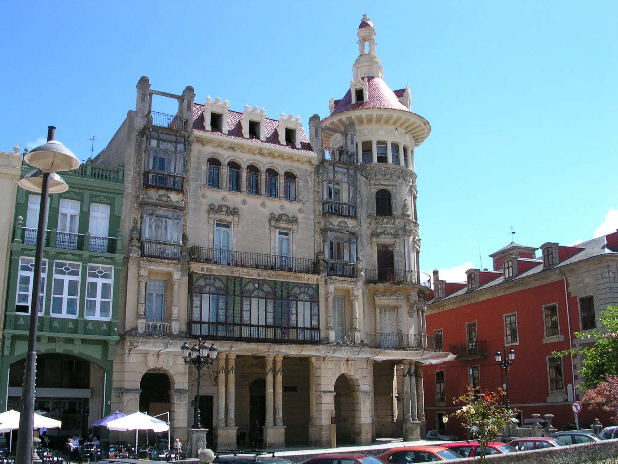 Photo showing: The Torre de los Moreno's building