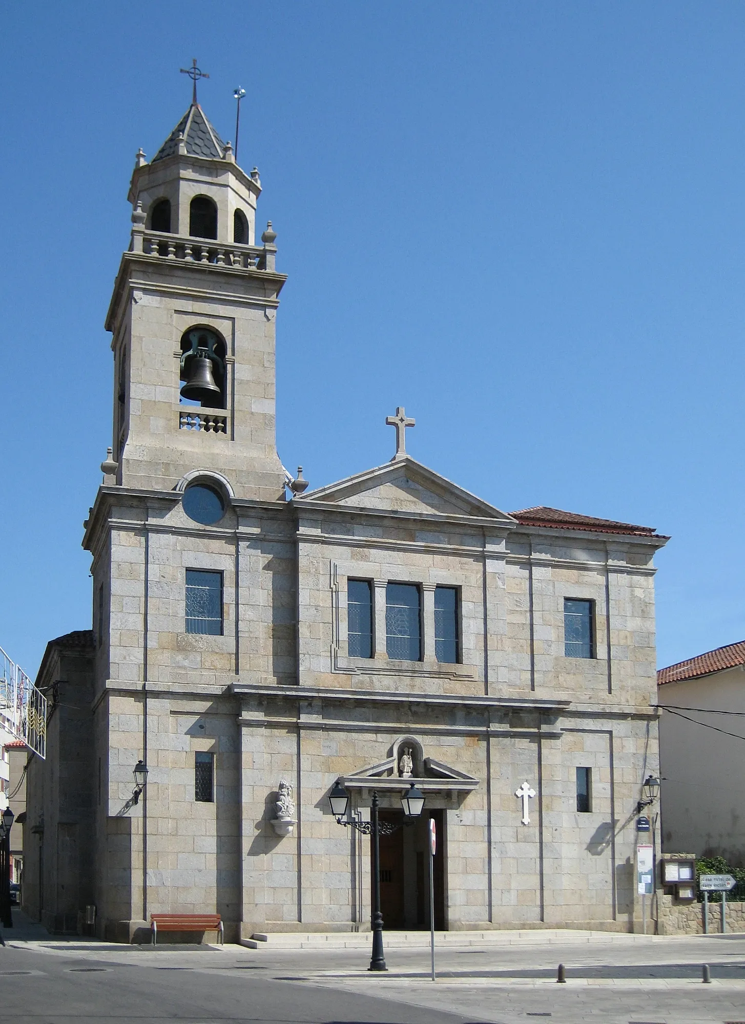 Photo showing: Igrexa parroquial de San Cibrán de Vilanova de Arousa, Galiza.