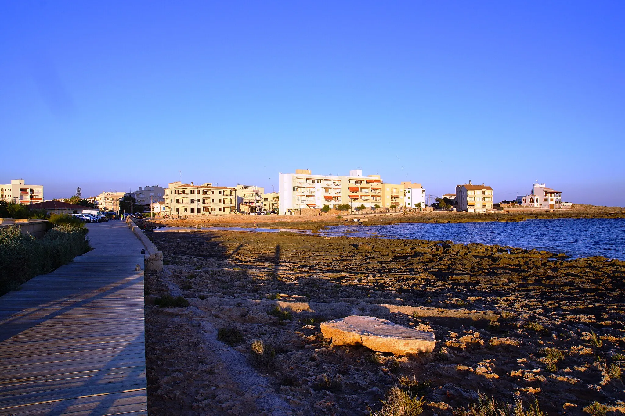 Photo showing: Colonia de Sant Jordi