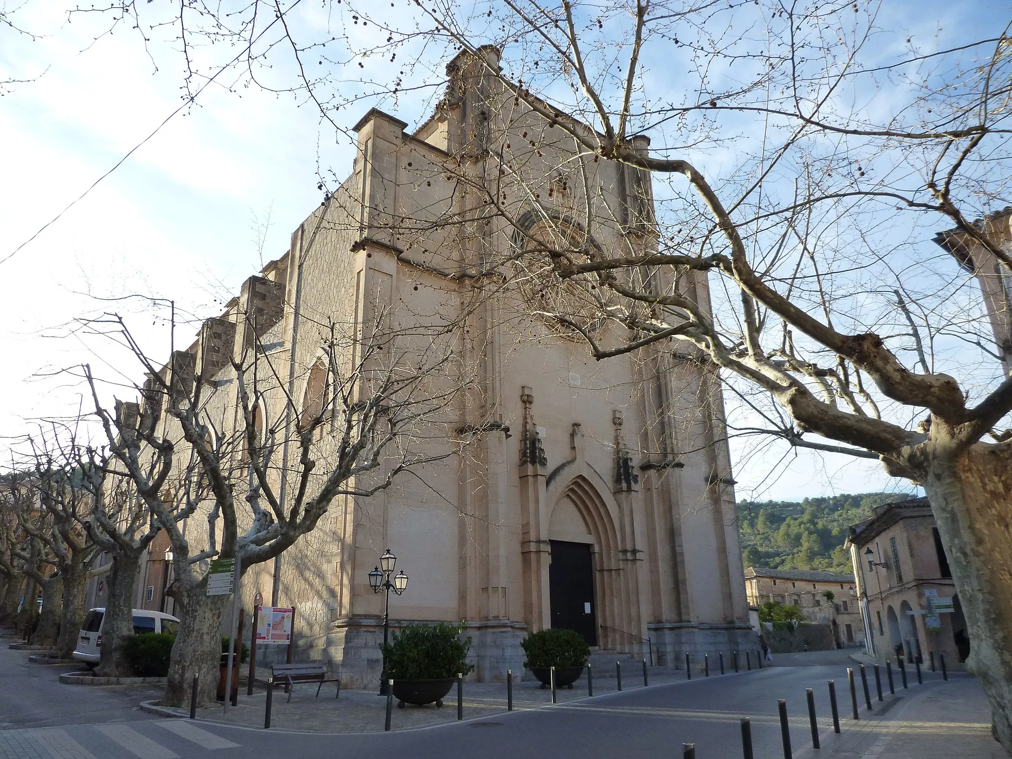 Photo showing: Blick auf die Kirche in Esporles/Insel Mallorca/Spanien.