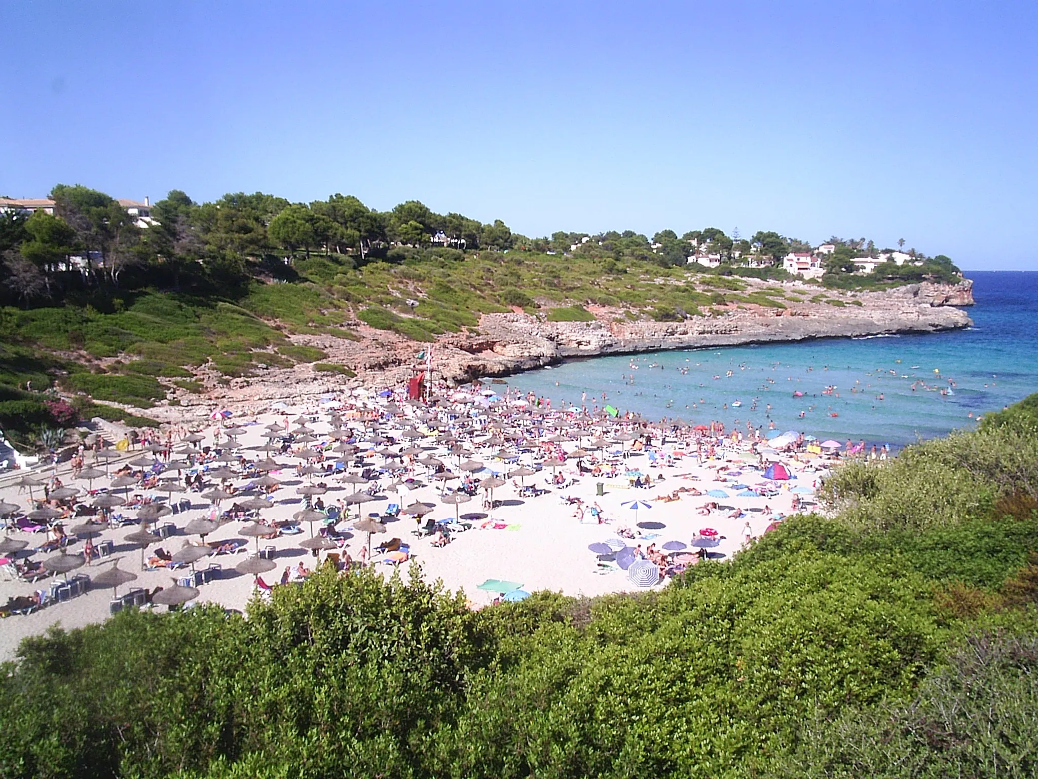 Photo showing: Cala Mendia (or Mandía), a beach in the east of Majorca, near Porto Cristo.