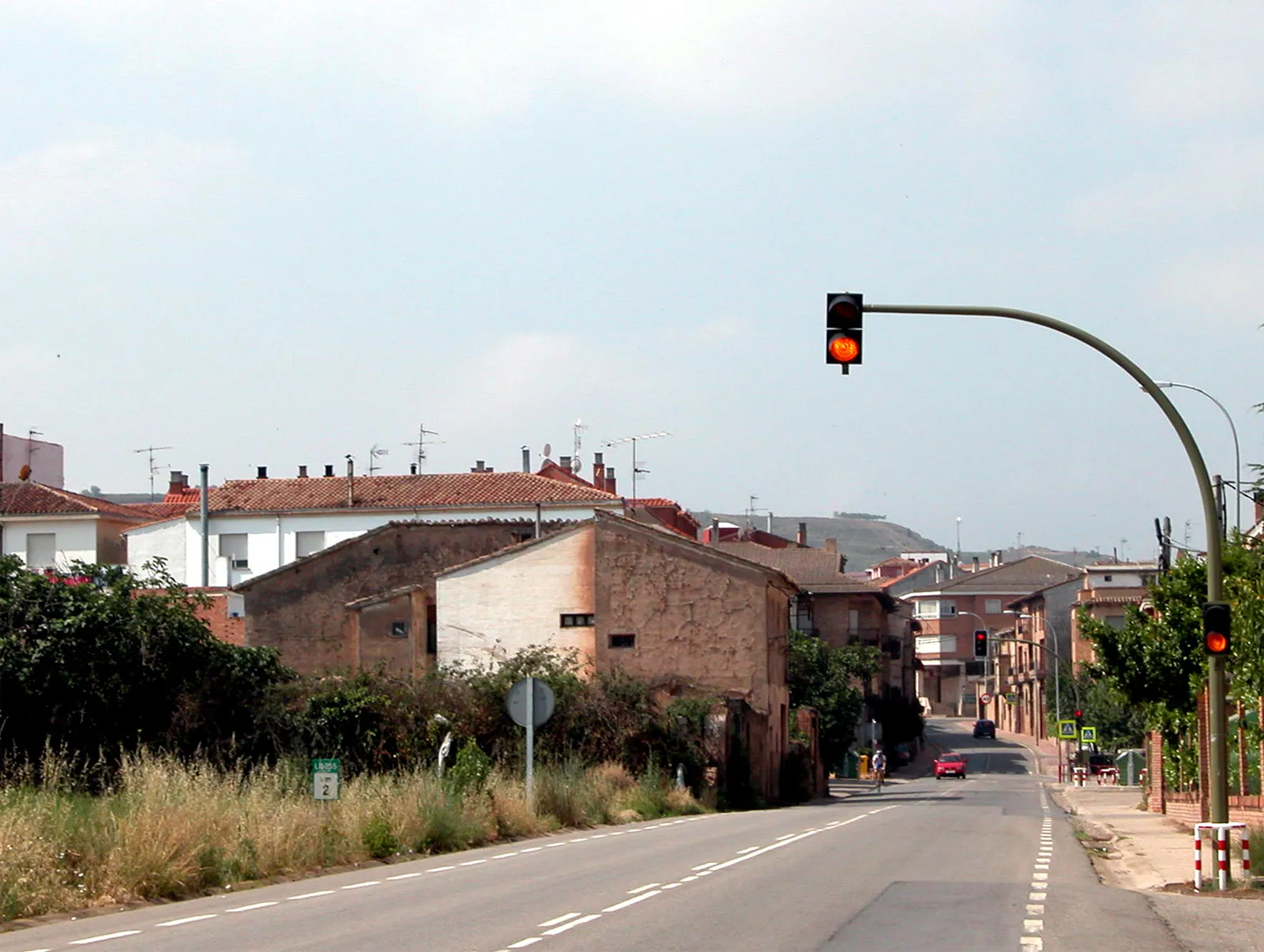 Photo showing: Entrada del pueblo de Alberite.